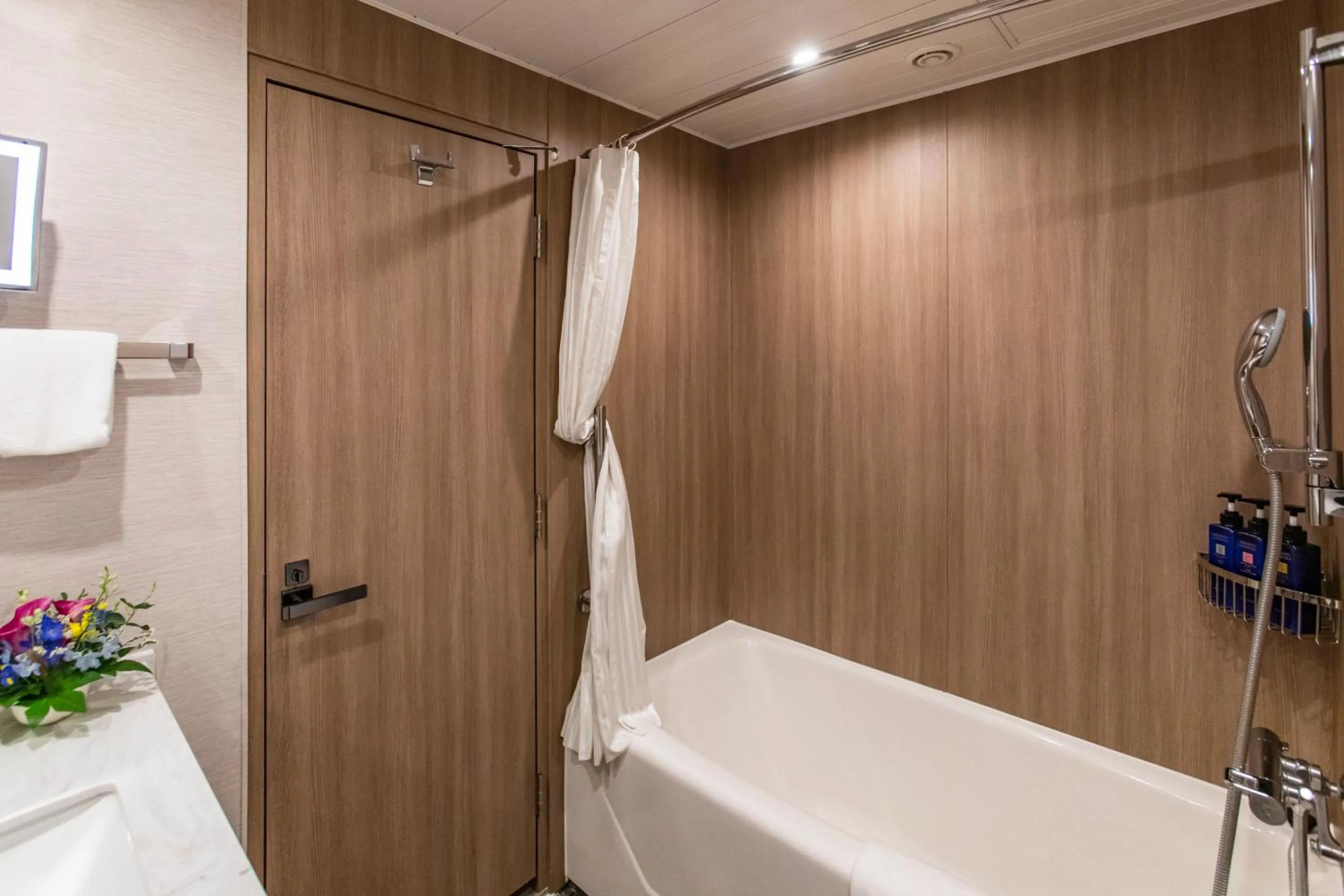 DoubleTree by Hilton Naha Shuri Castle