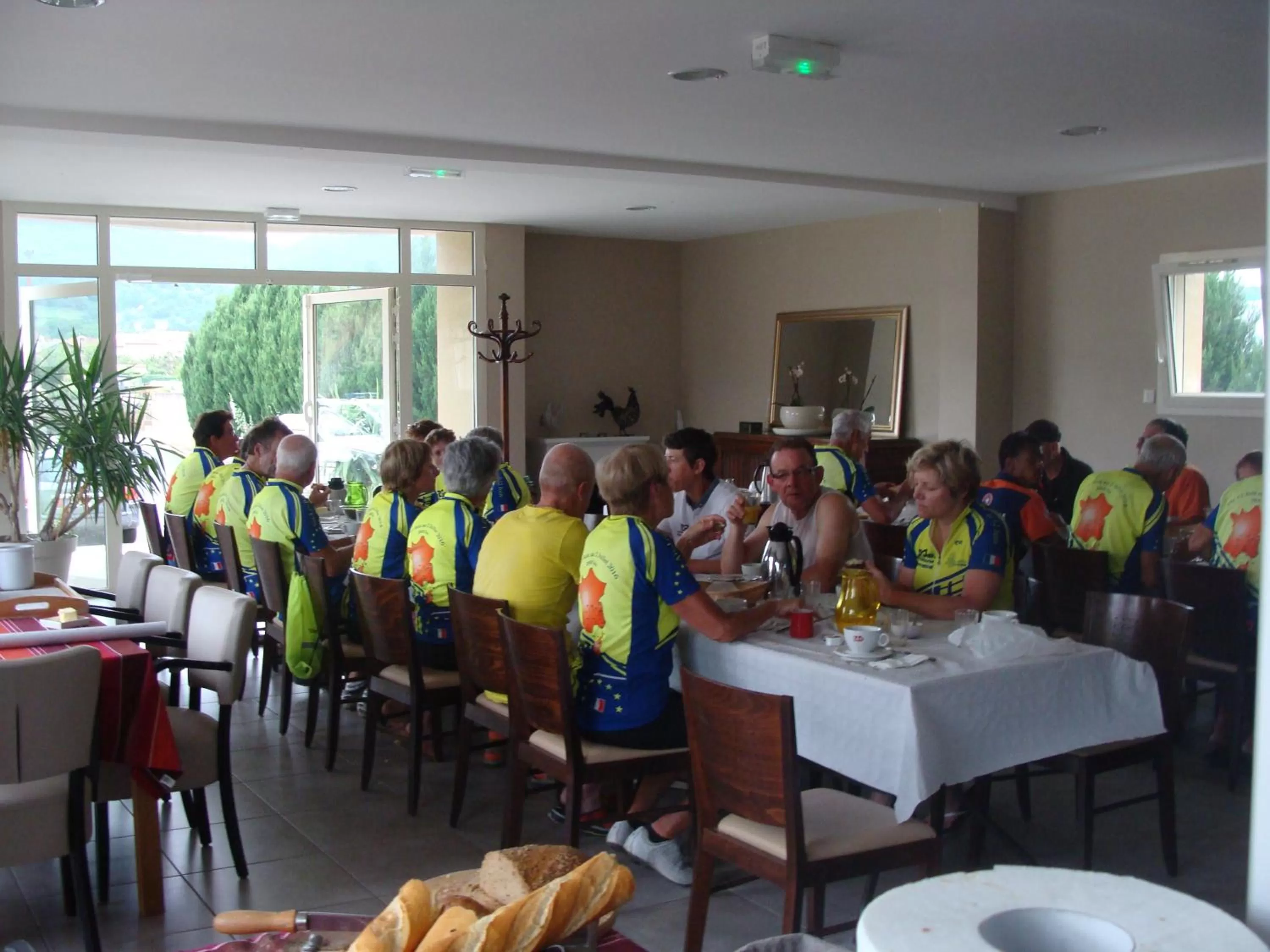 Restaurant/places to eat in Abel Hôtel