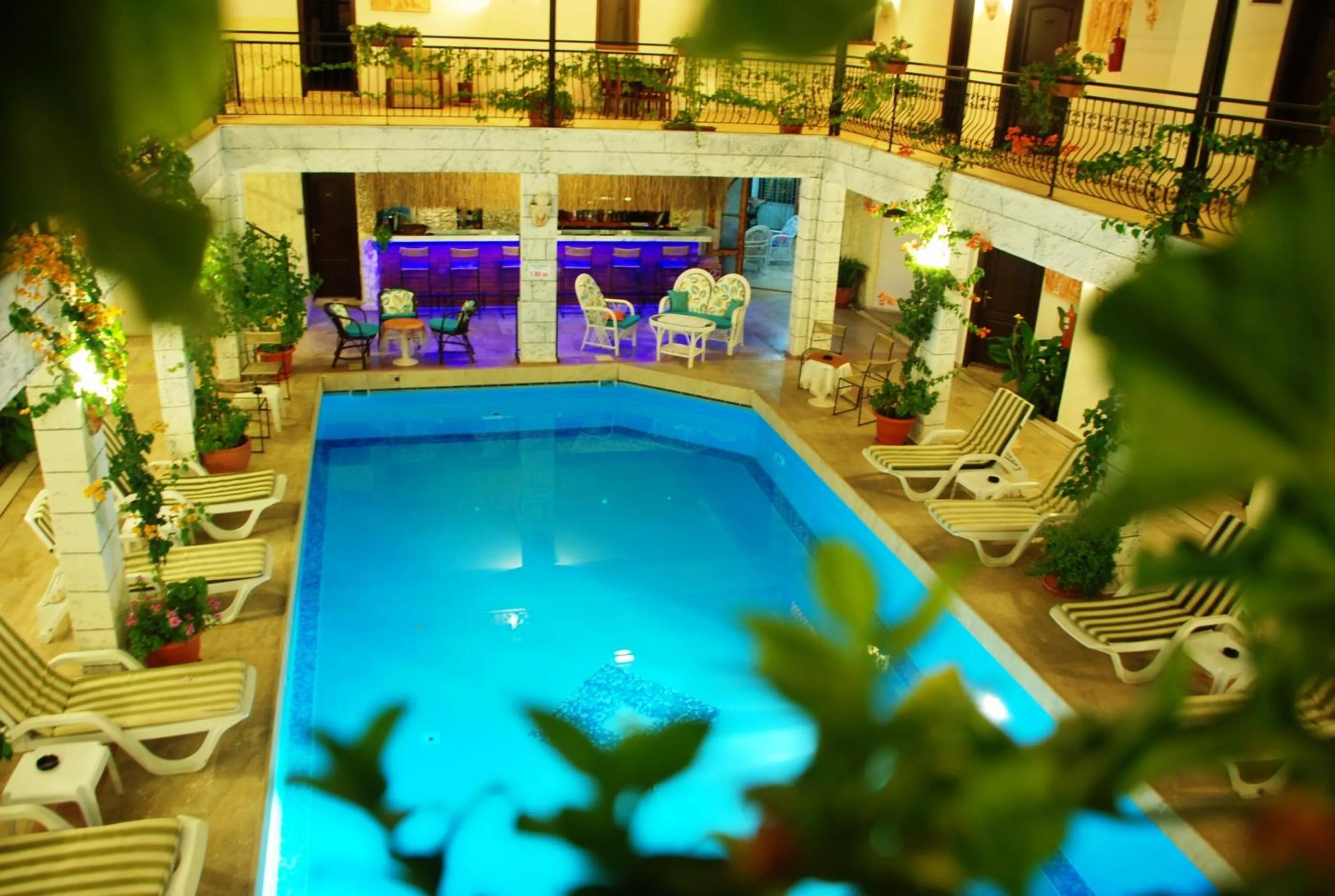 Swimming pool in Han Dalyan Hotel