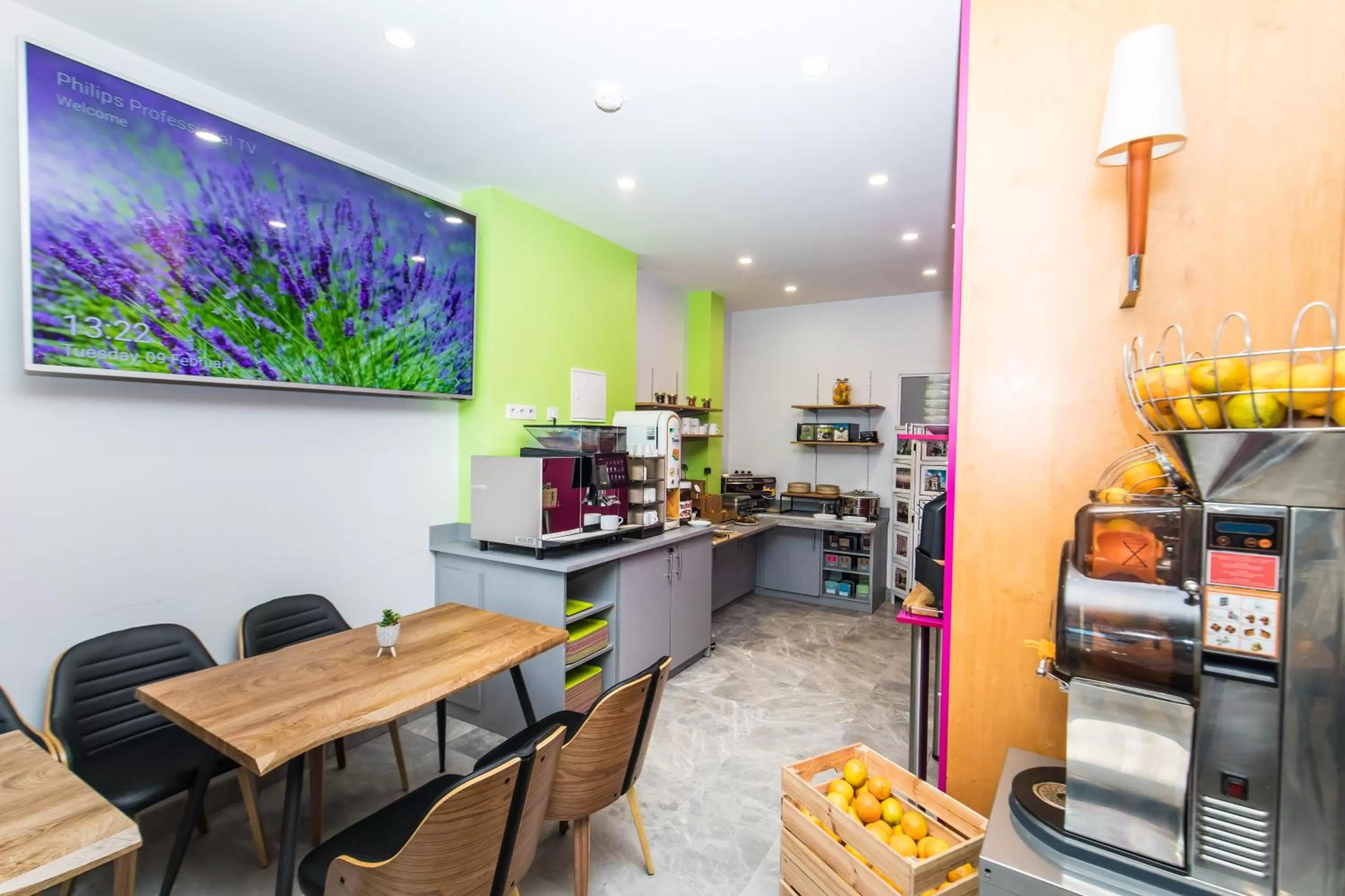 Living room in HOTEL DE PARIS MONTPARNASSE