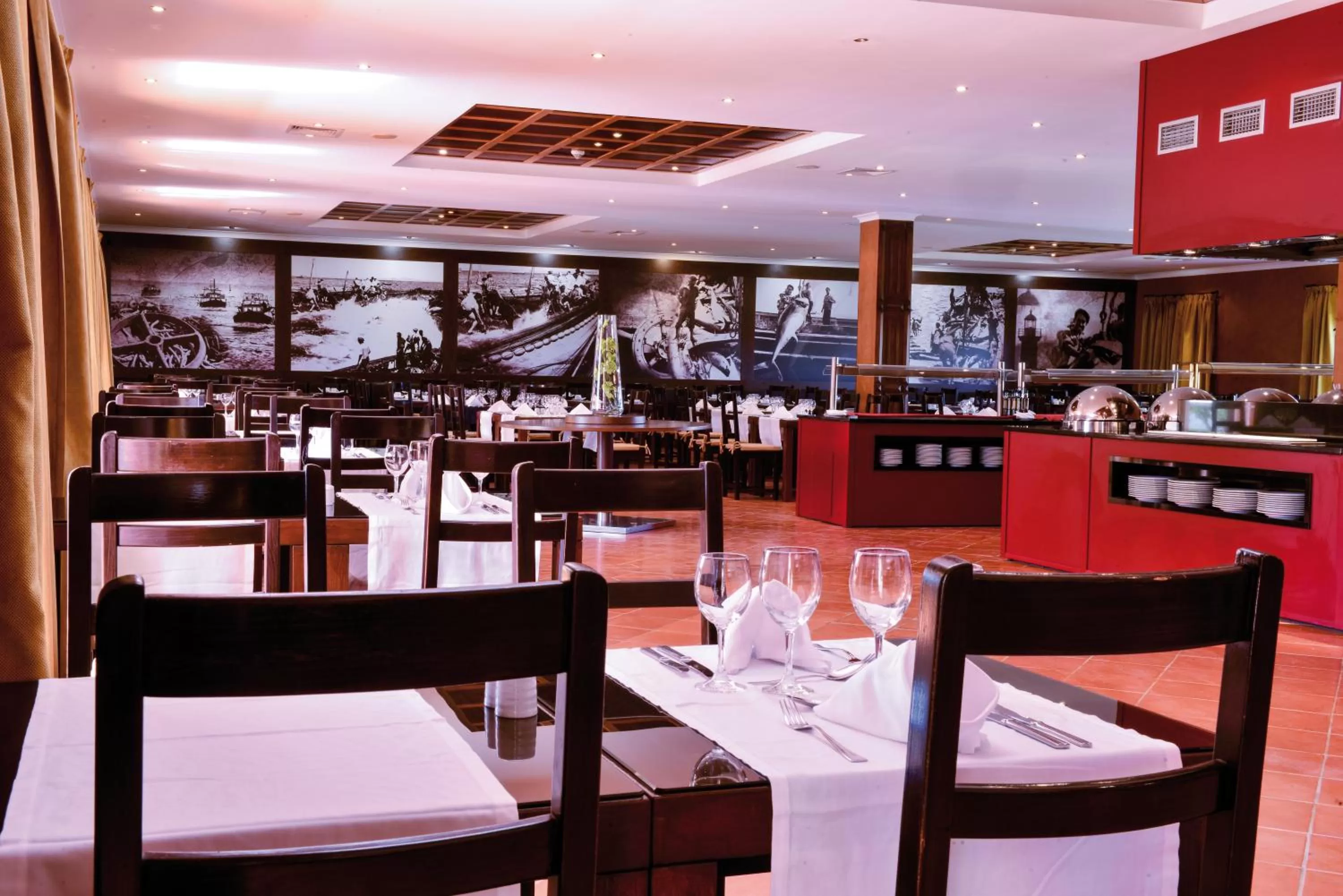 Restaurant/places to eat in Vila Gale Albacora