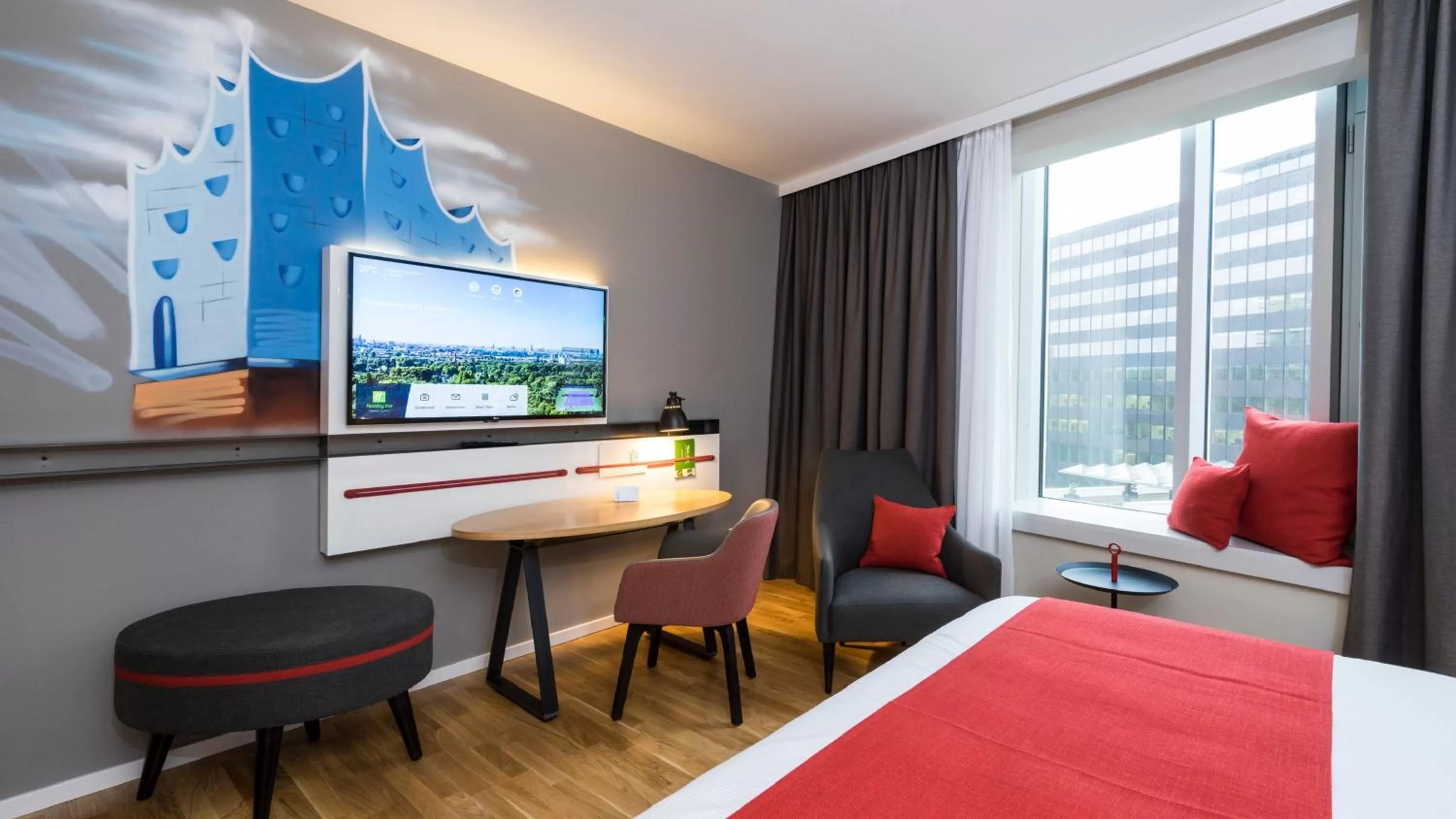 Photo of the whole room, Bed in Holiday Inn Hamburg - City Nord by IHG