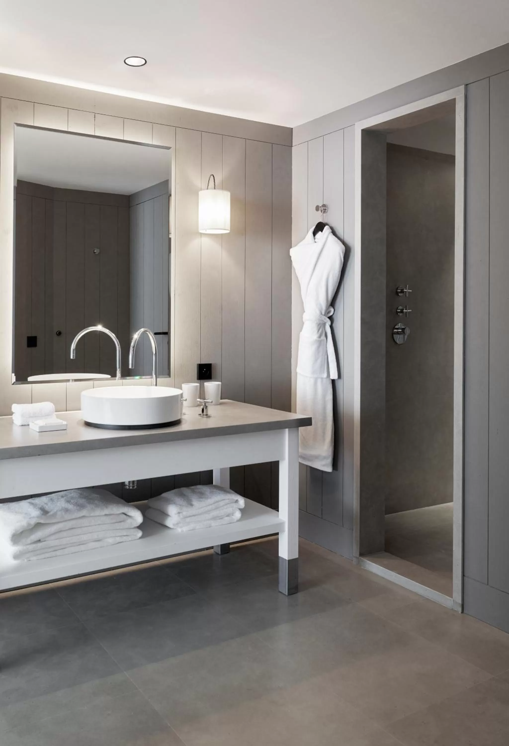 Shower in Hôtel Plage Palace & Spa