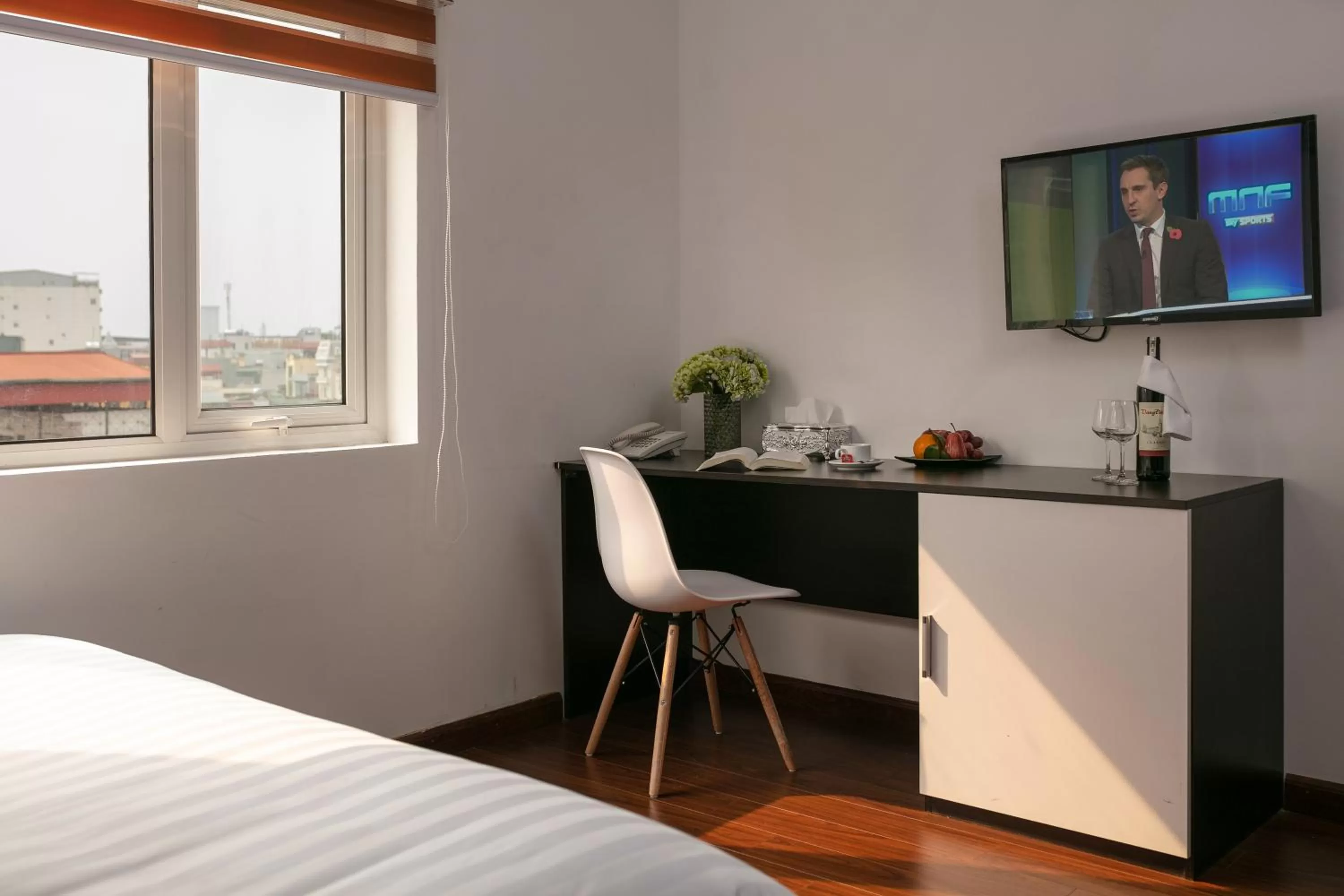 Toilet, Bed in Hanoi Aria Central Hotel & Spa