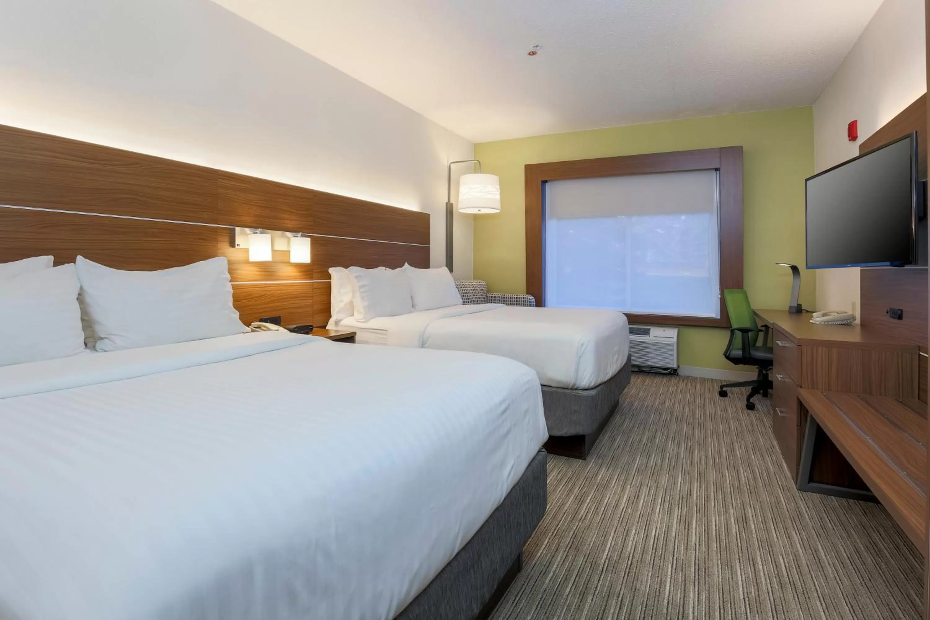 Standard  Room in Holiday Inn Express Irondequoit, an IHG Hotel