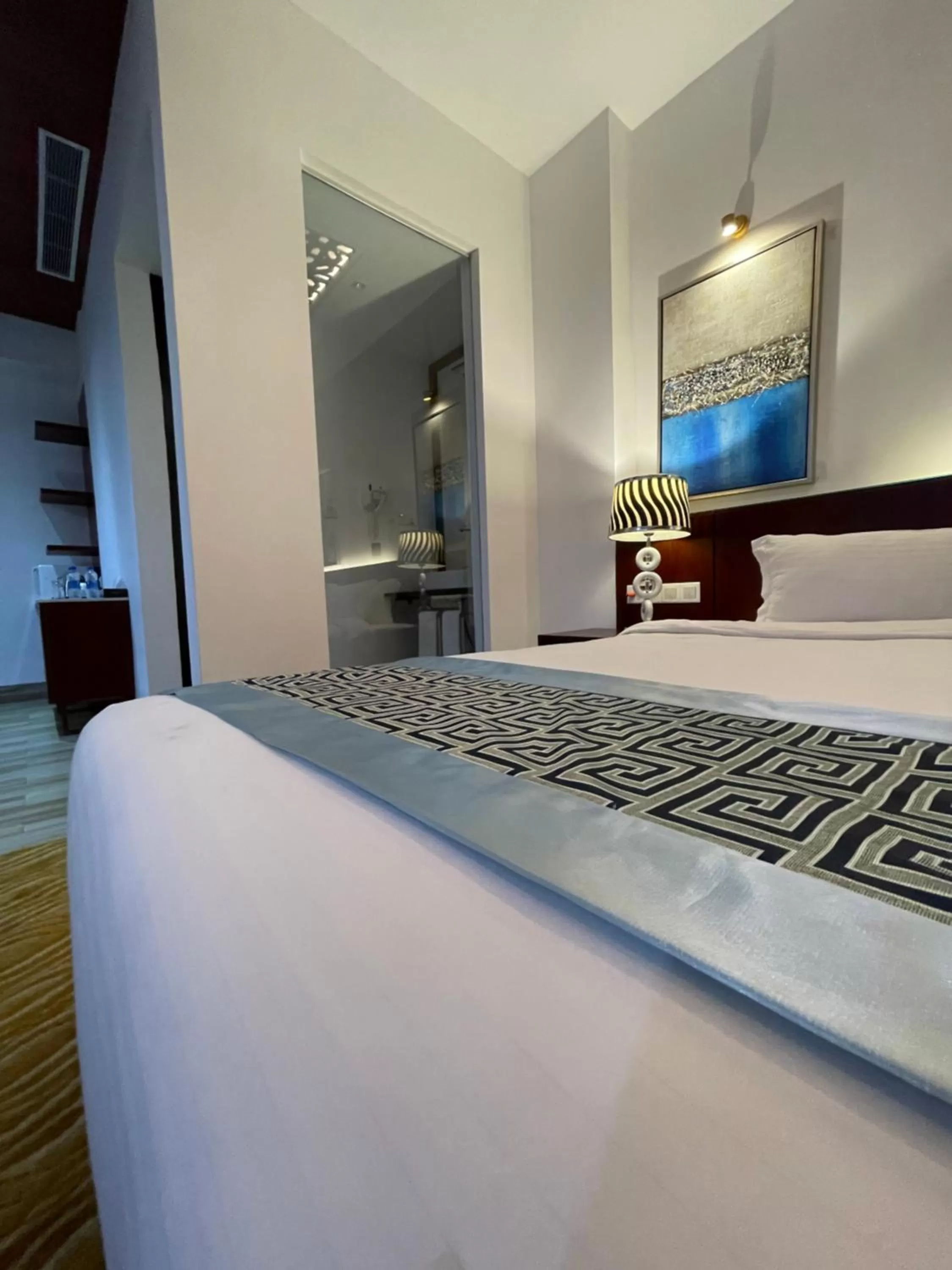 Bed in Empyrean Dhaka City Centre