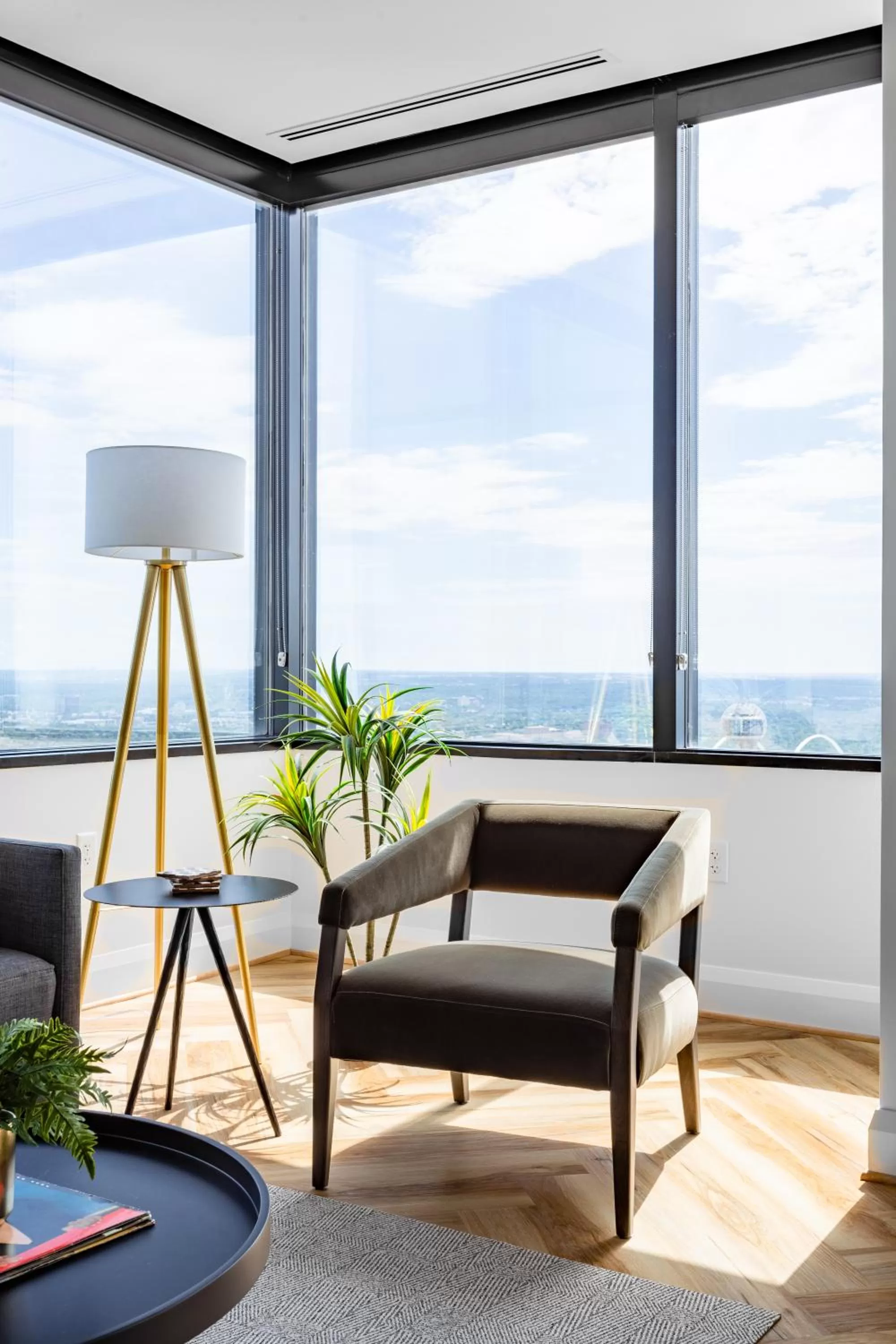 Living room in Mint House Dallas - Downtown