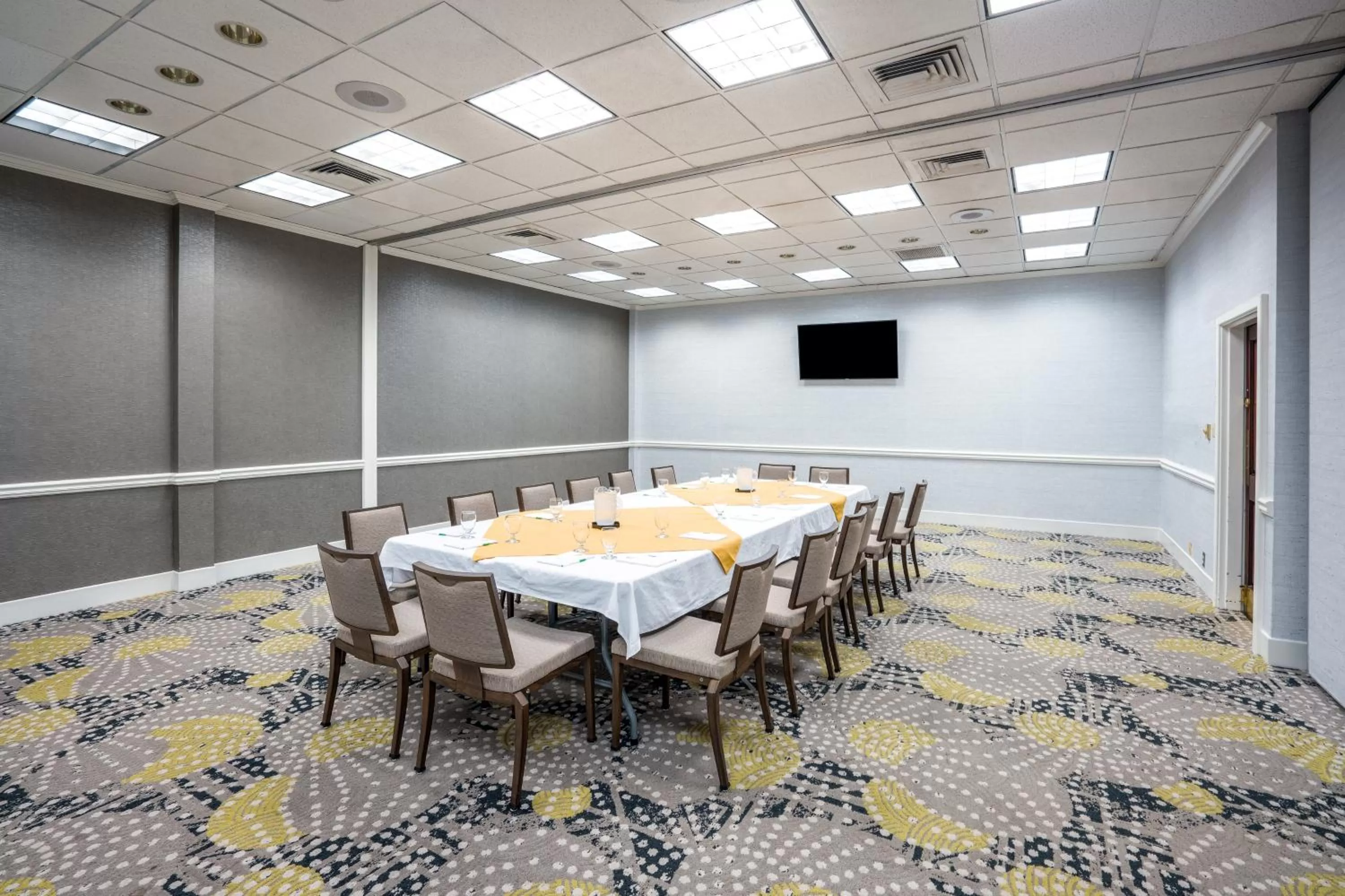Meeting/conference room in Holiday Inn Huntsville - Research Park by IHG
