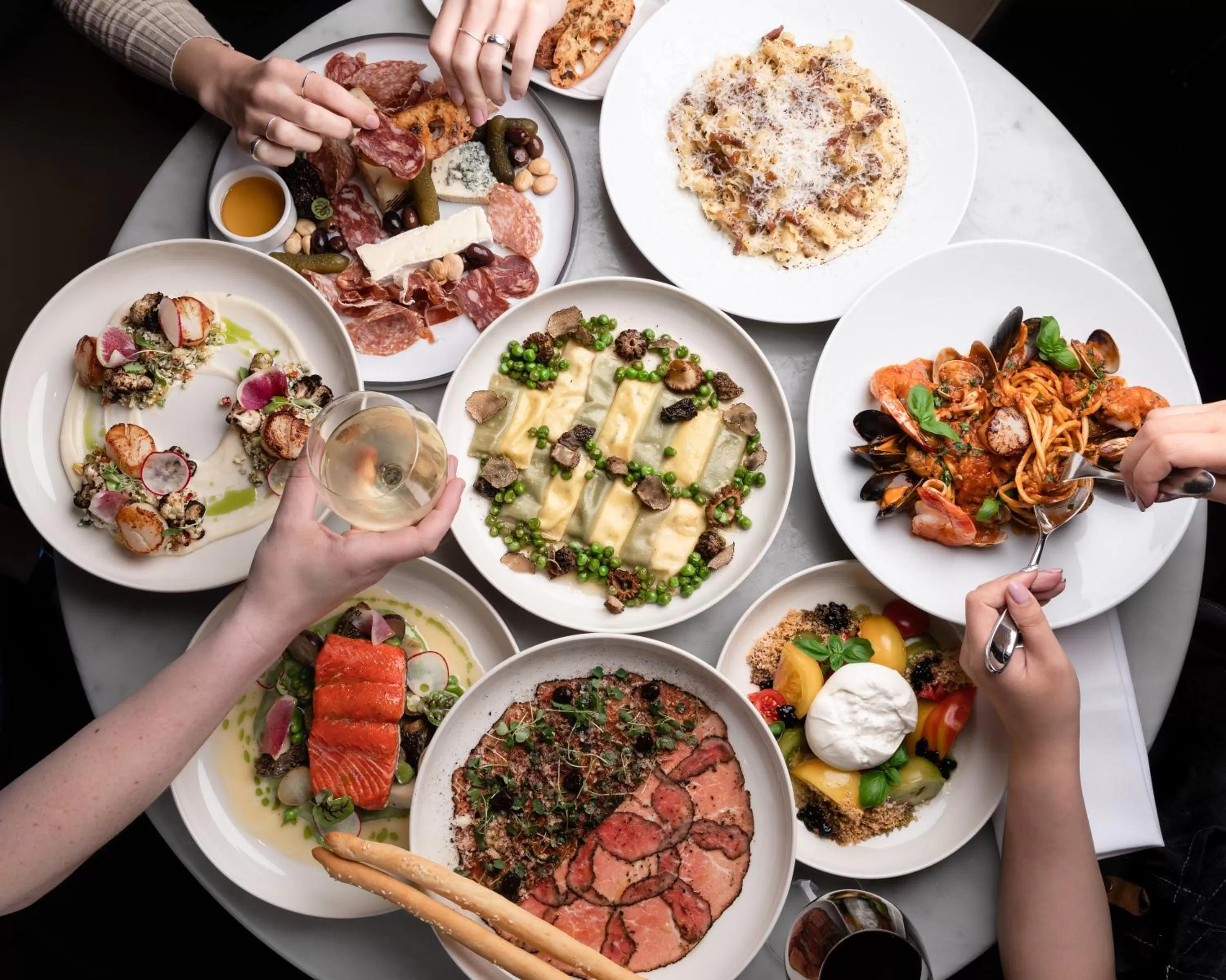 Restaurant/places to eat in Century Plaza Hotel