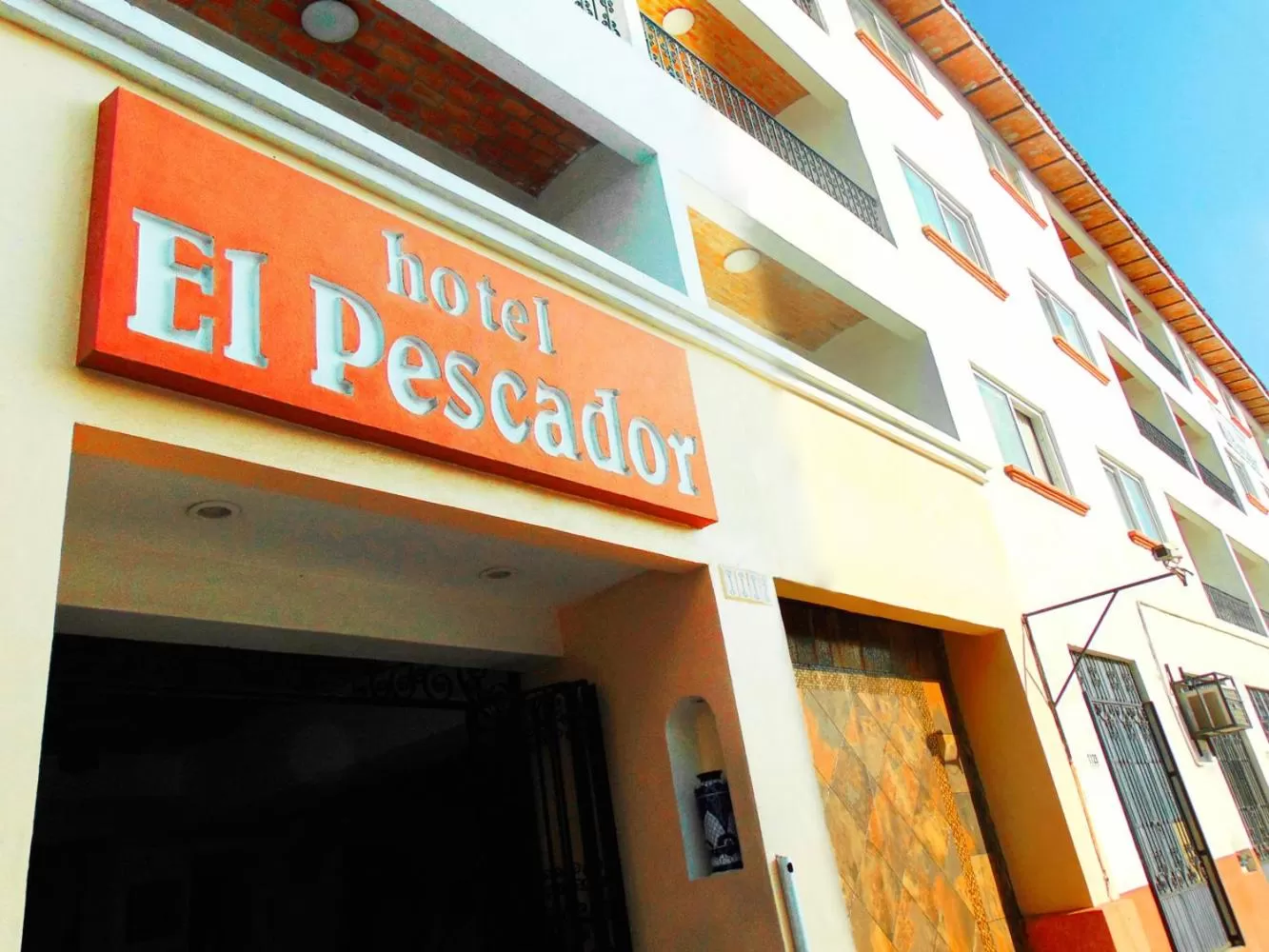 Facade/entrance in Hotel El Pescador