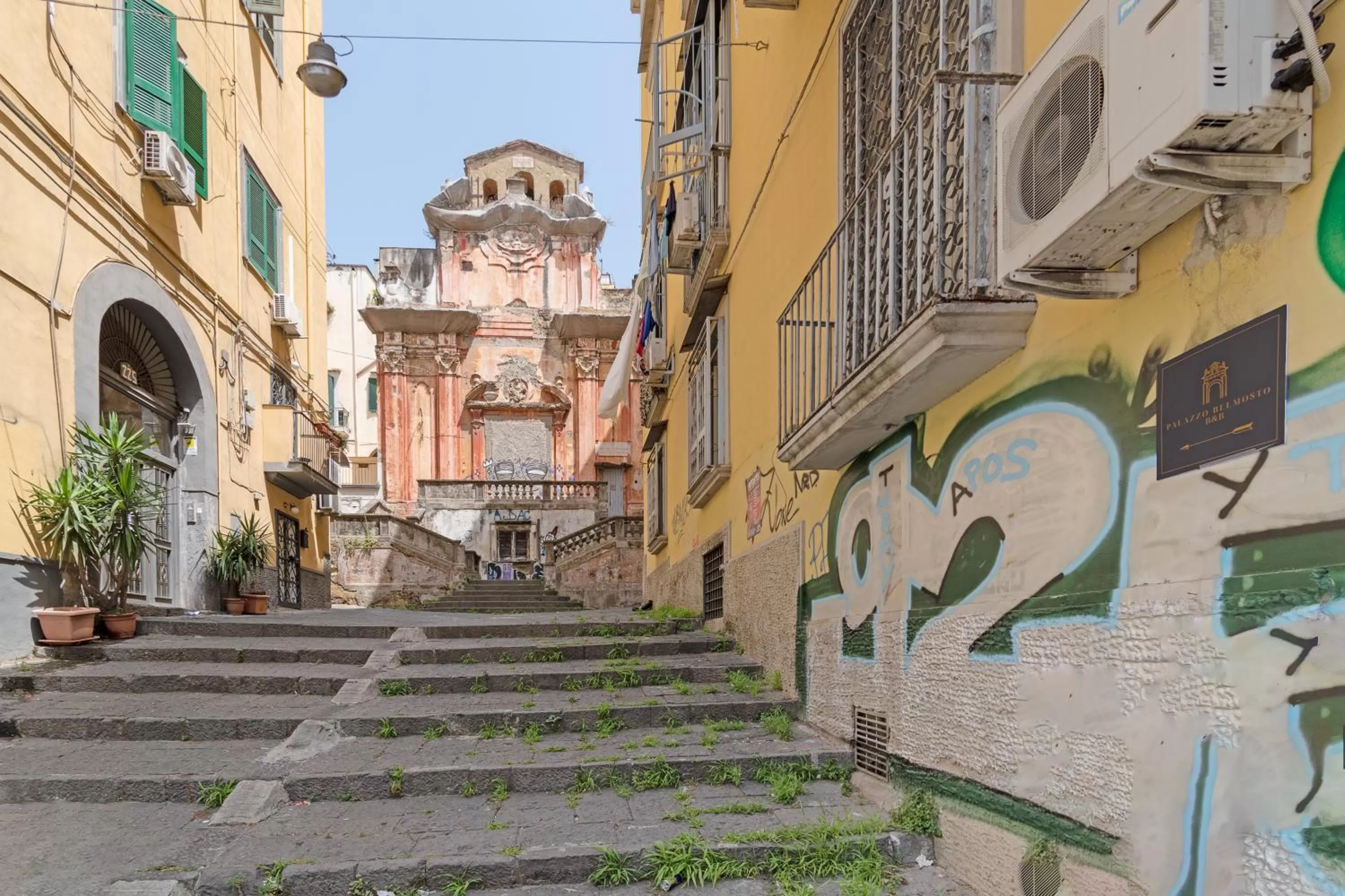 Property building in Palazzo Belmosto