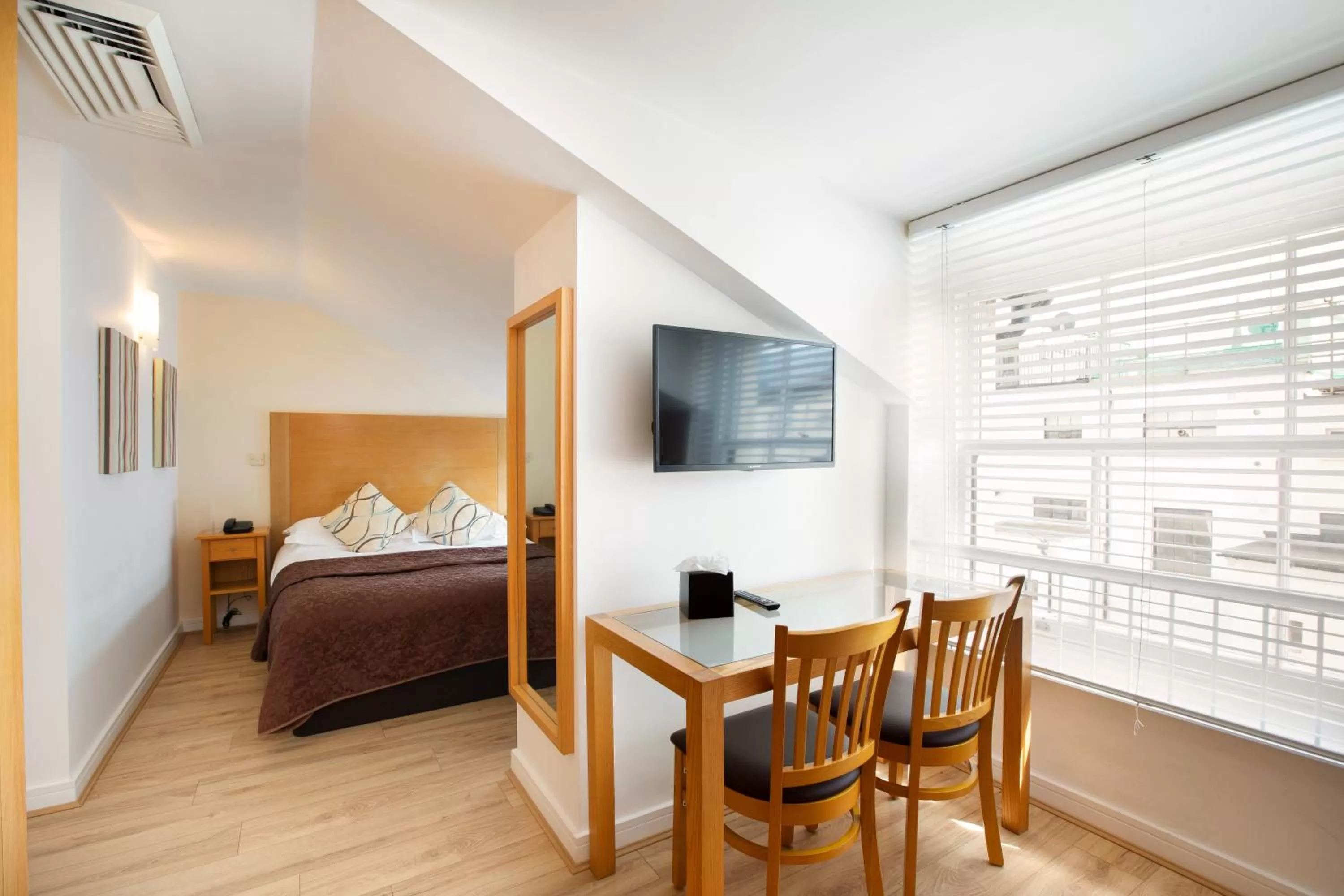 Bed in The Cleveland