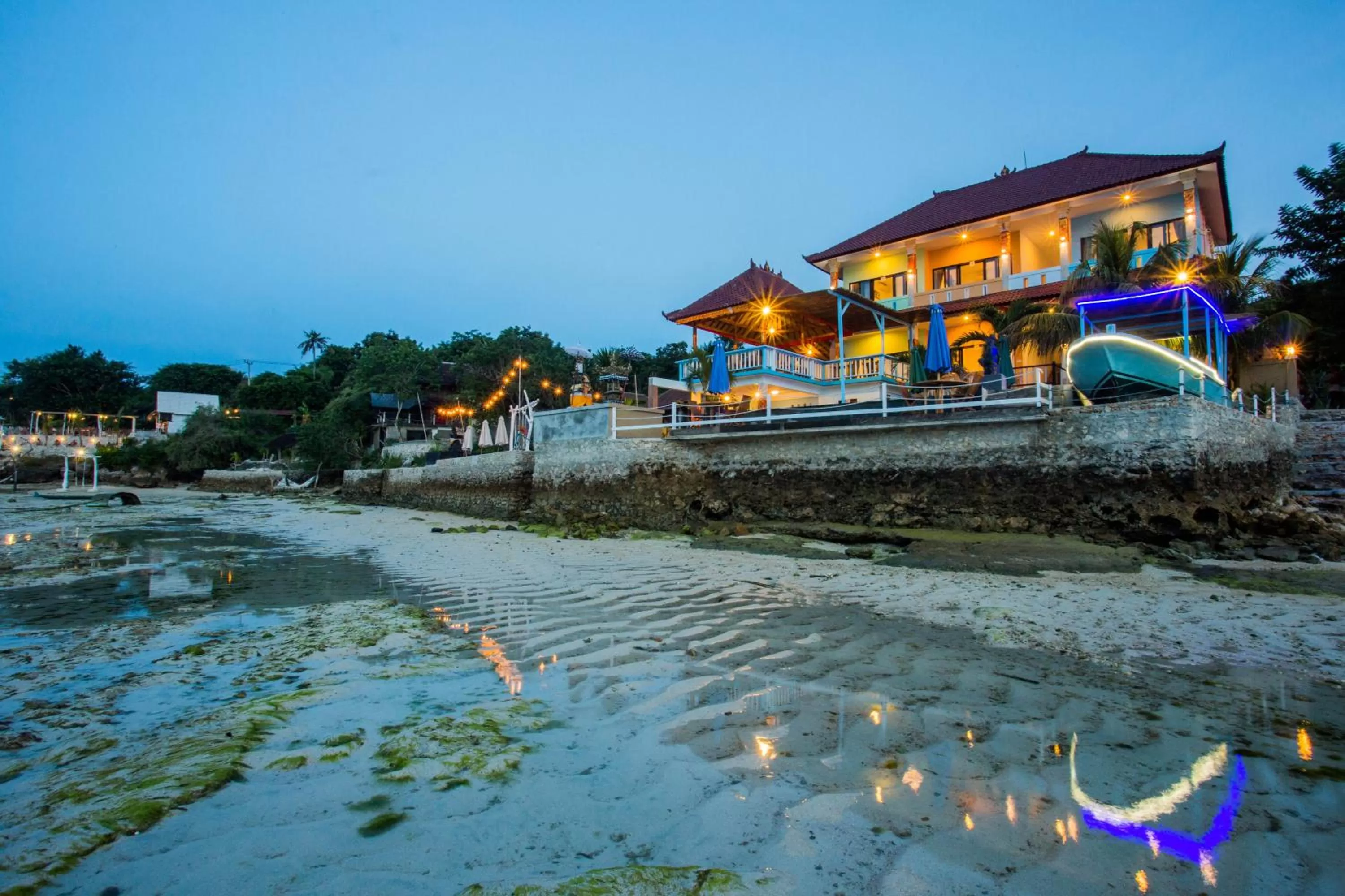 Property building in Aurora Beach View