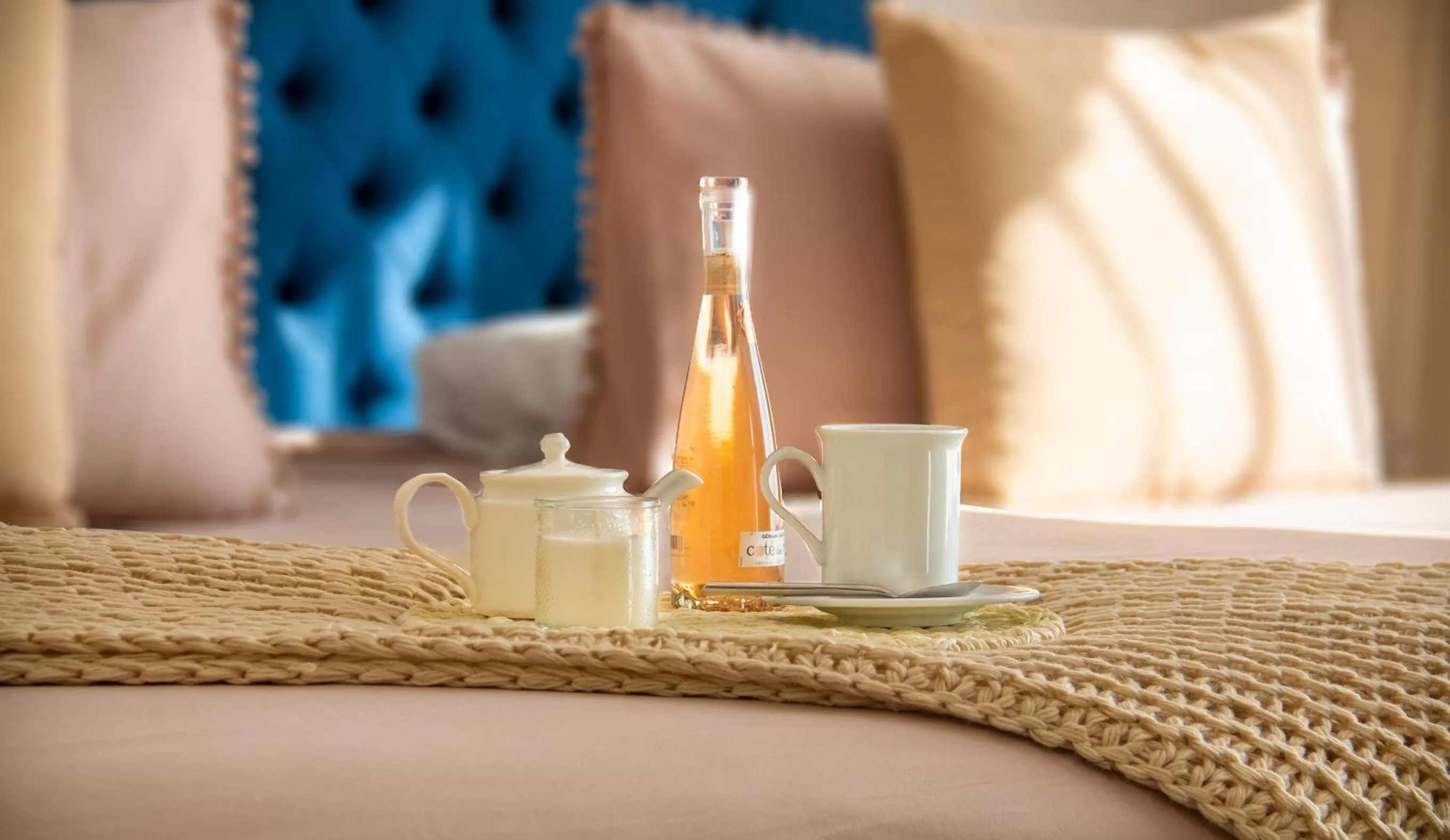 Bed in Hotel The Palm