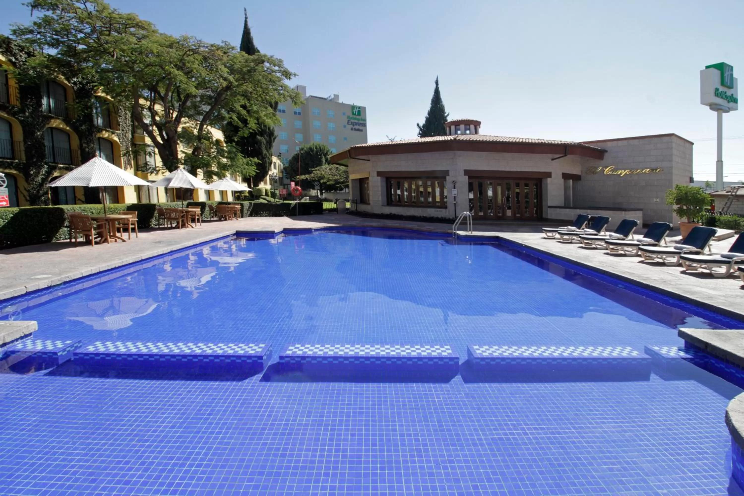 Swimming pool in Holiday Inn Queretaro Centro Historico by IHG
