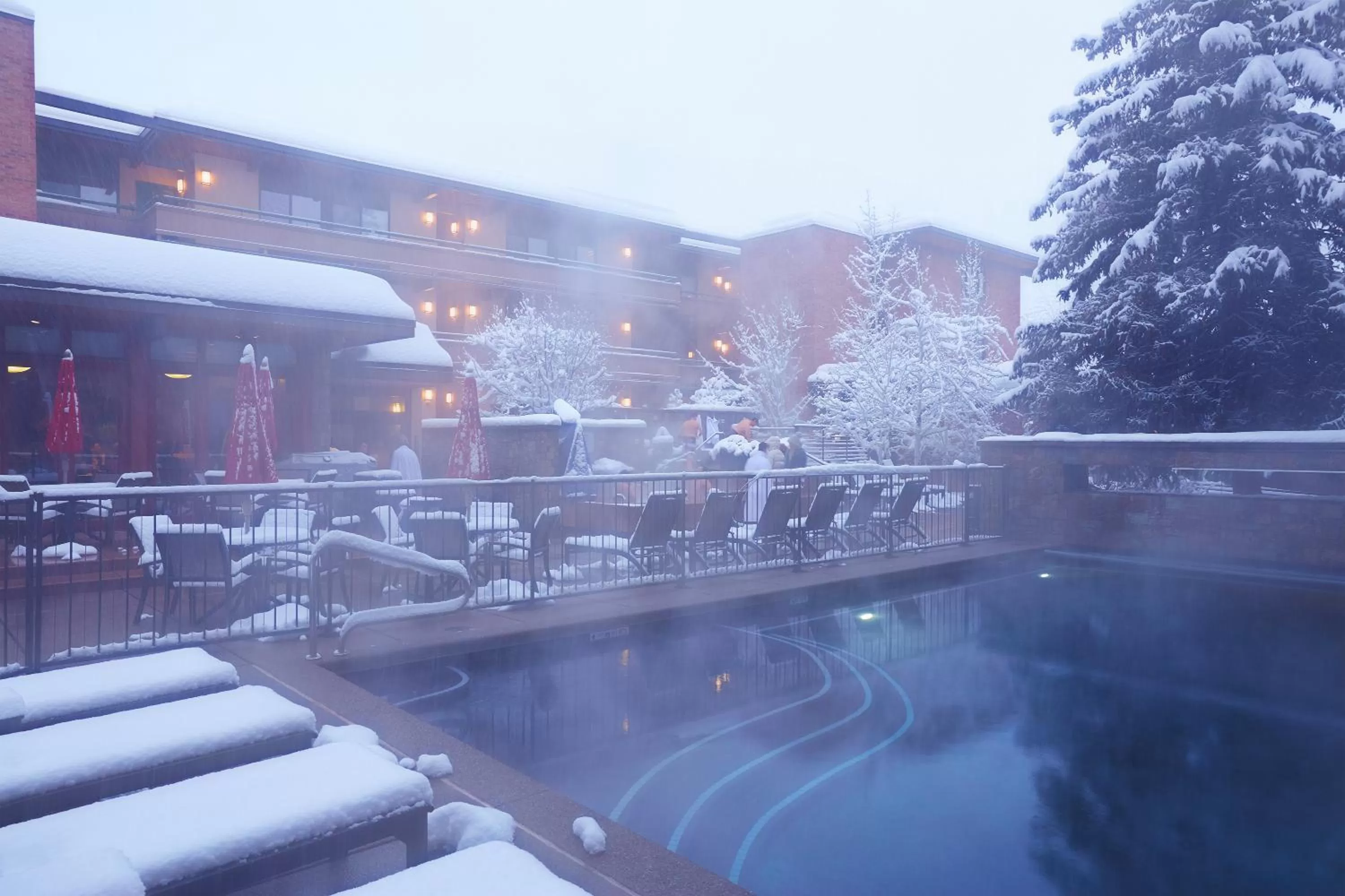 Winter in Aspen Square Condominium Hotel