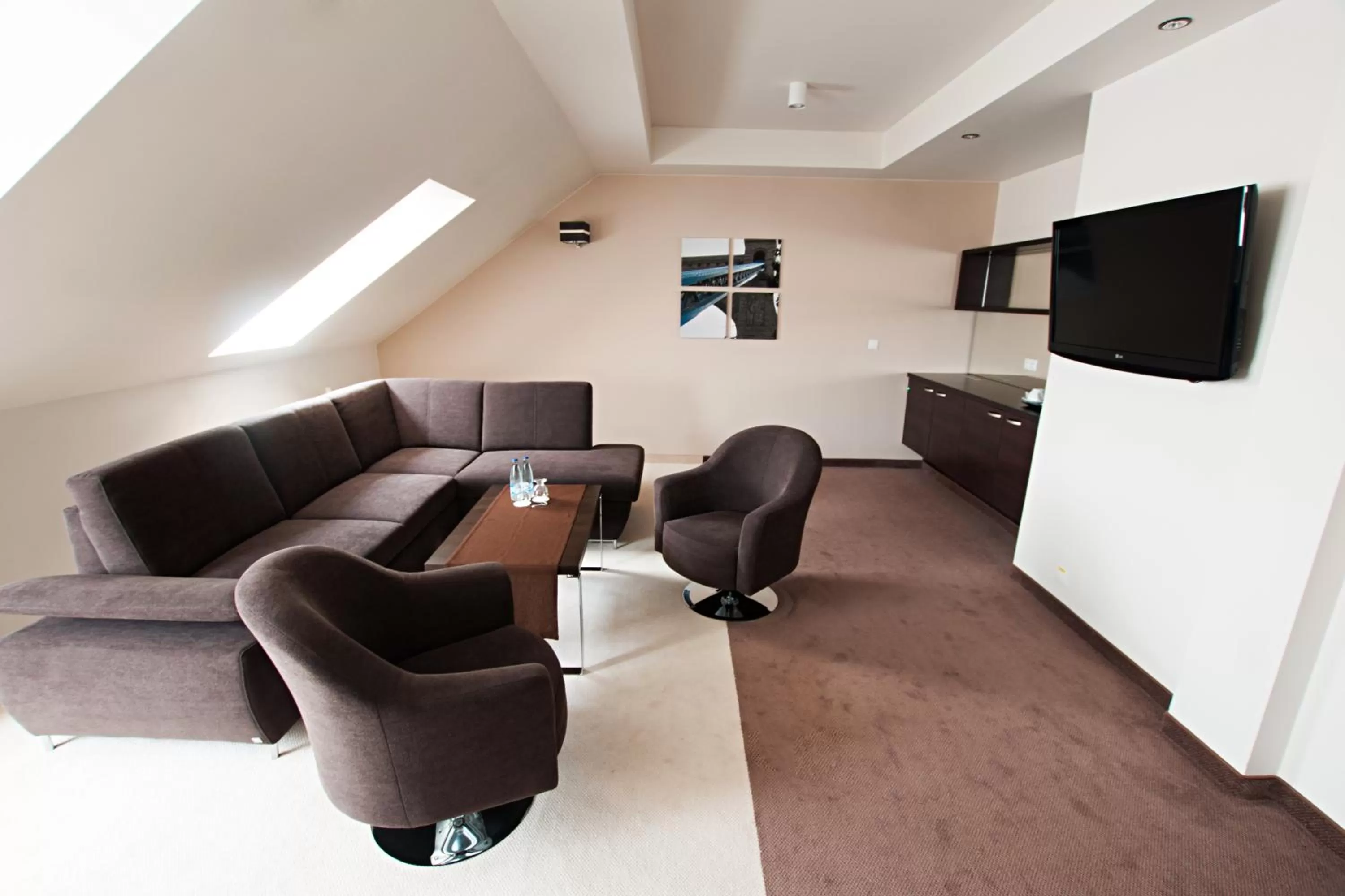 Decorative detail in Hotel Gem