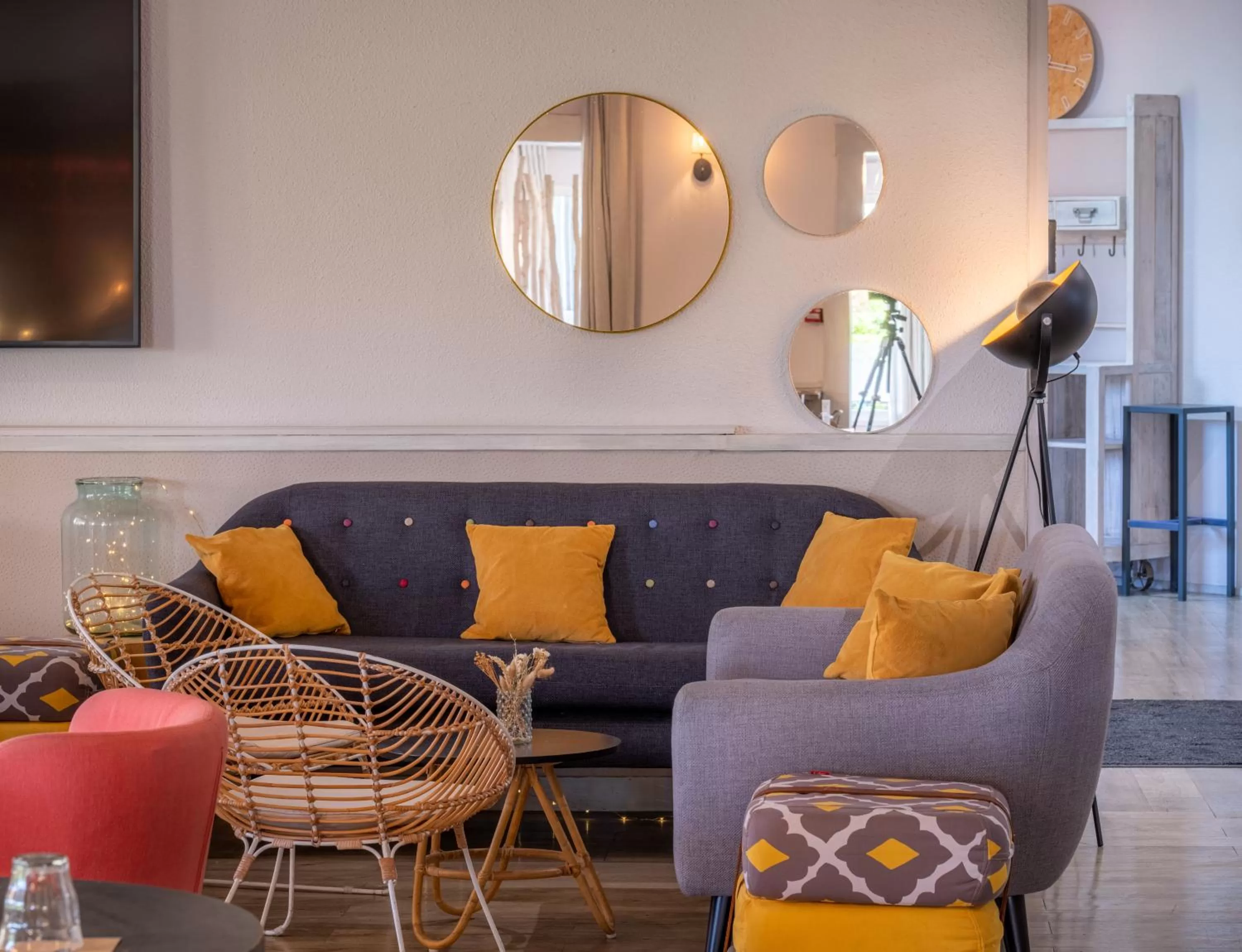 Living room in Kyriad Lyon Est - Bron Eurexpo Le Cottage