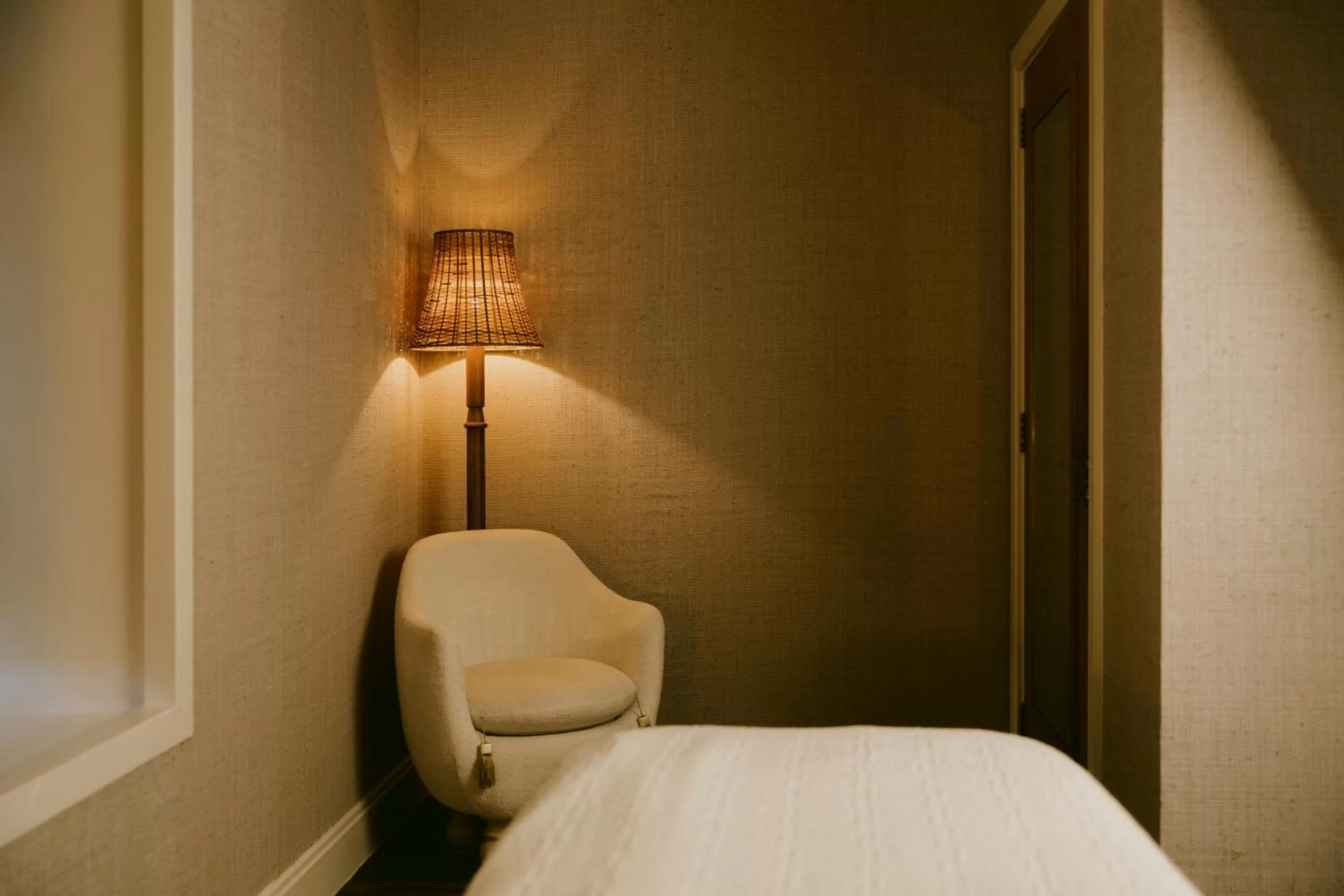 Massage, Bed in Marine Troon