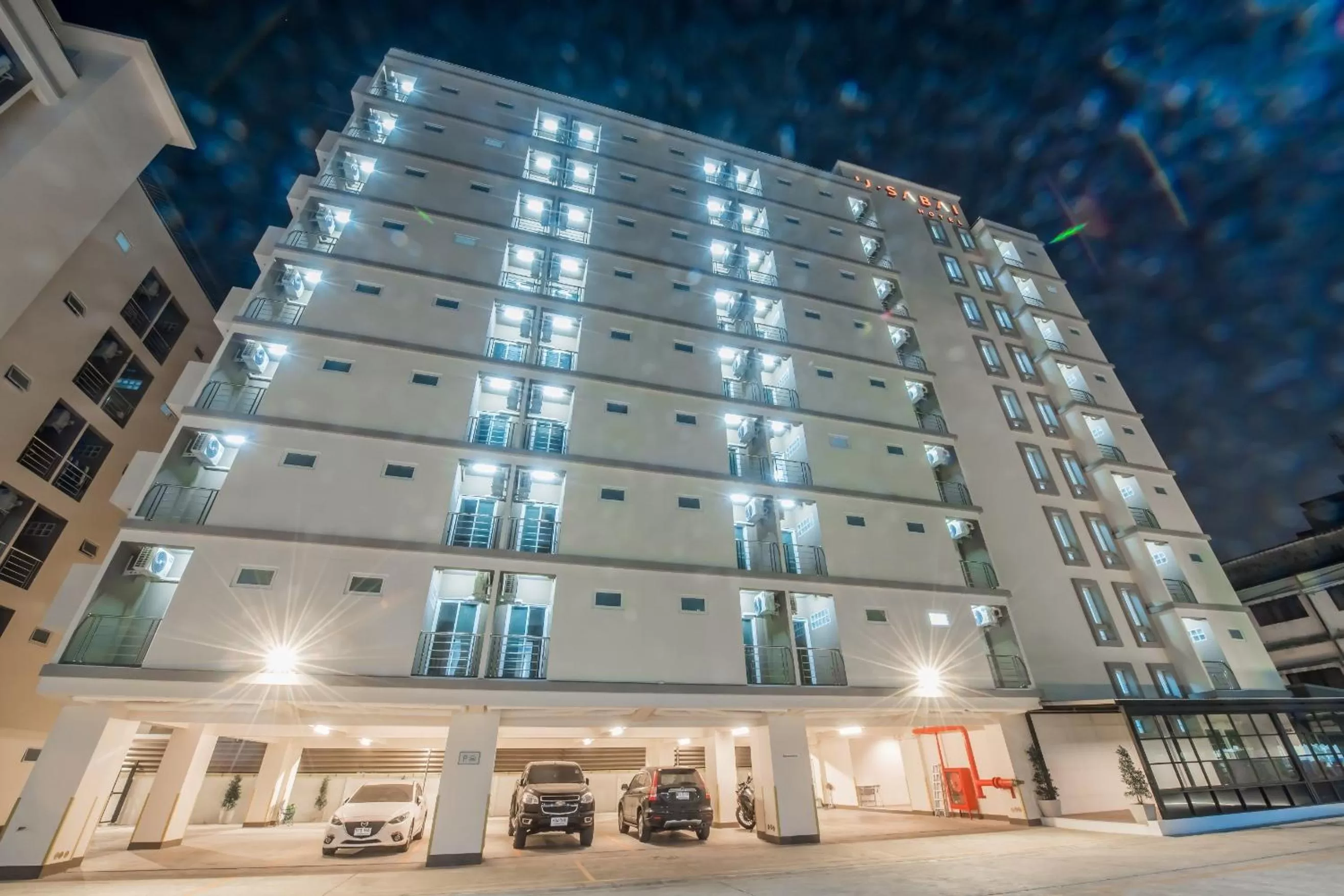 Property building in U Sabai Hotel Bangkok