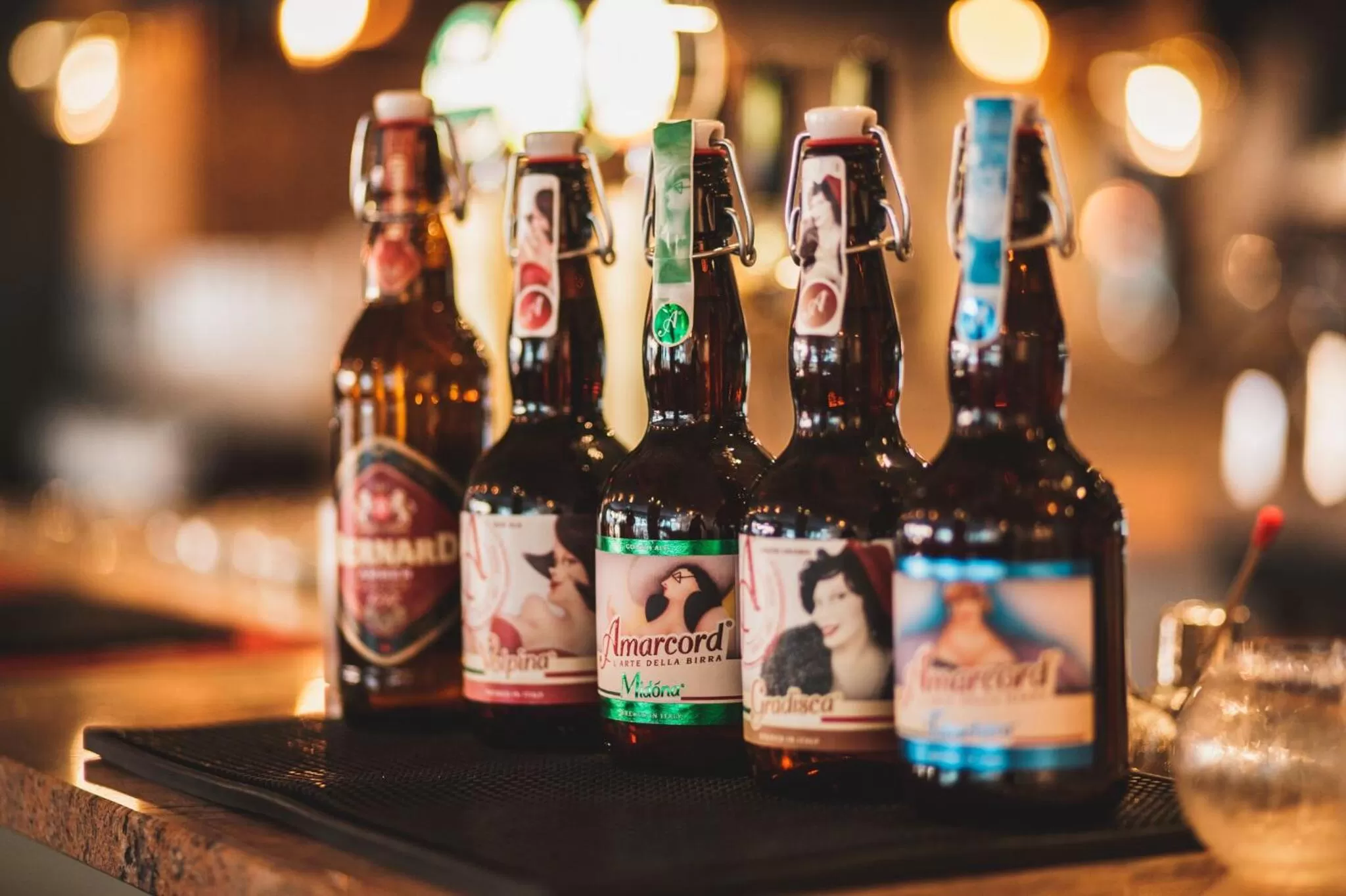 Restaurant/places to eat in Hotel Point