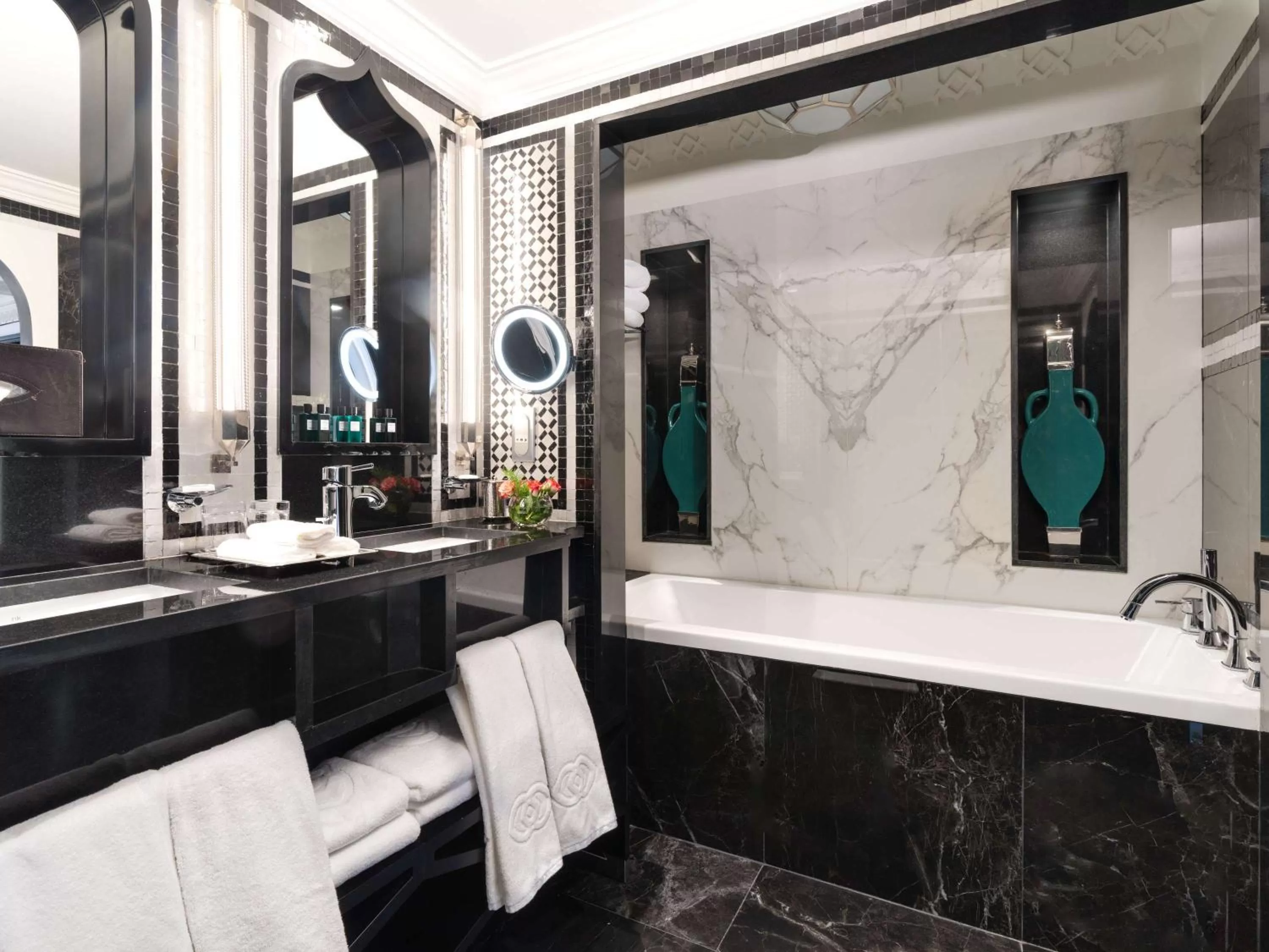 Bedroom in Sofitel Marrakech Lounge and Spa