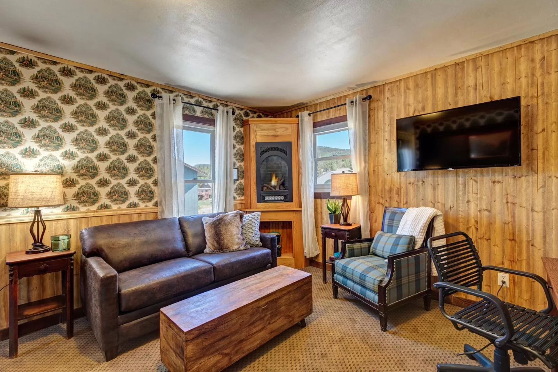 Seating area in Fireside Inn & Hostel