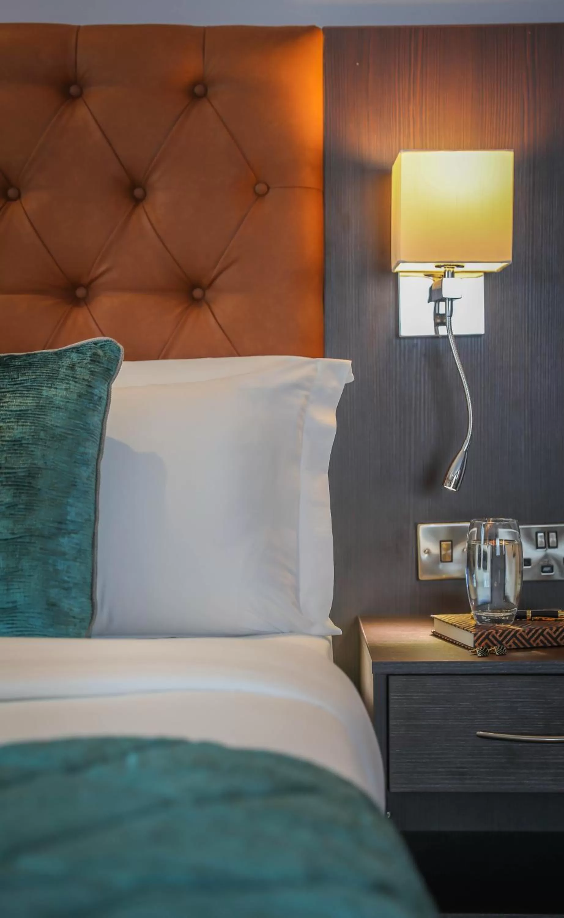 Bedroom, Bed in Grand Canal Hotel