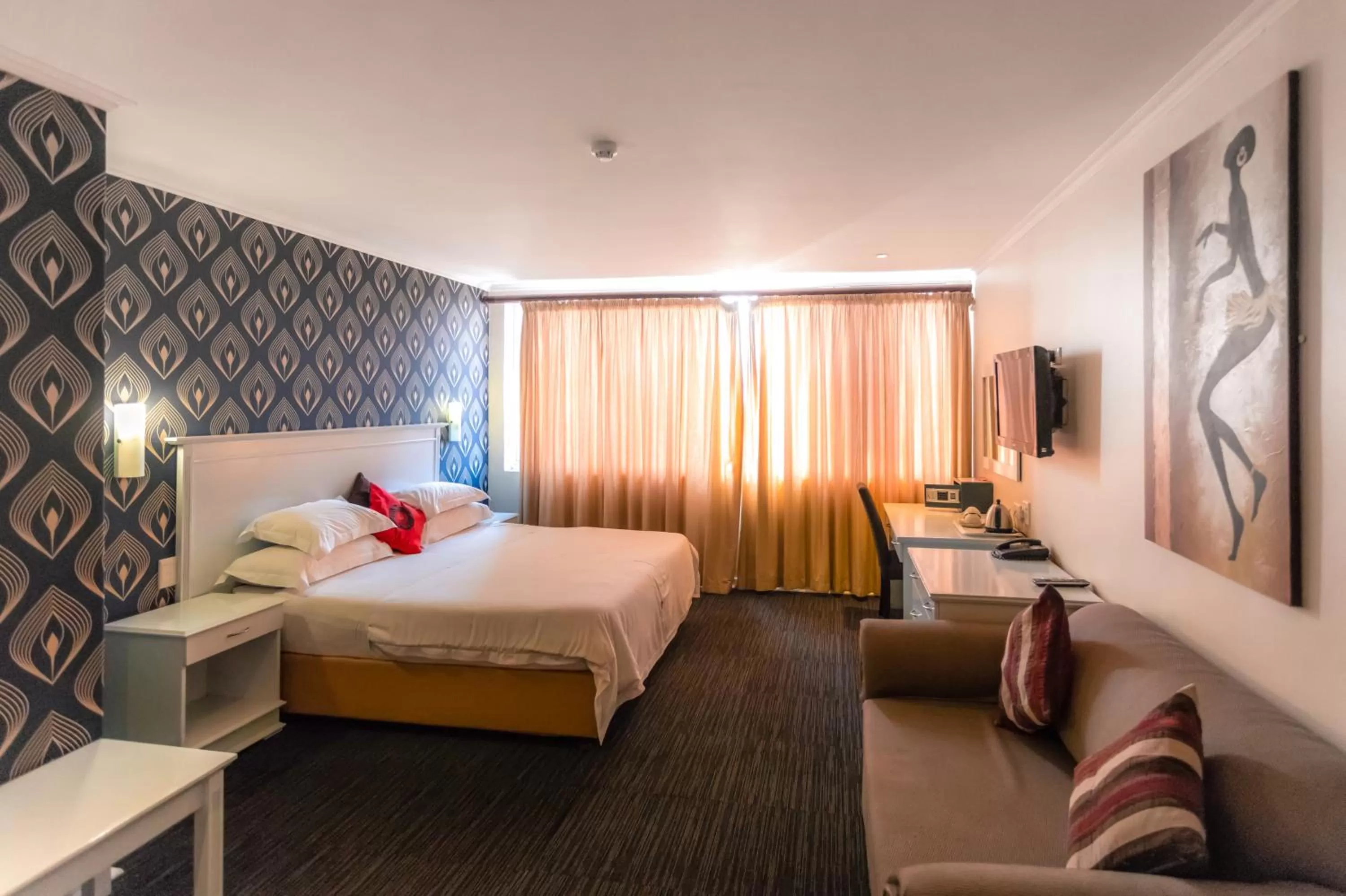 Bedroom, Bed in Florida Park Hotel, Florida Road