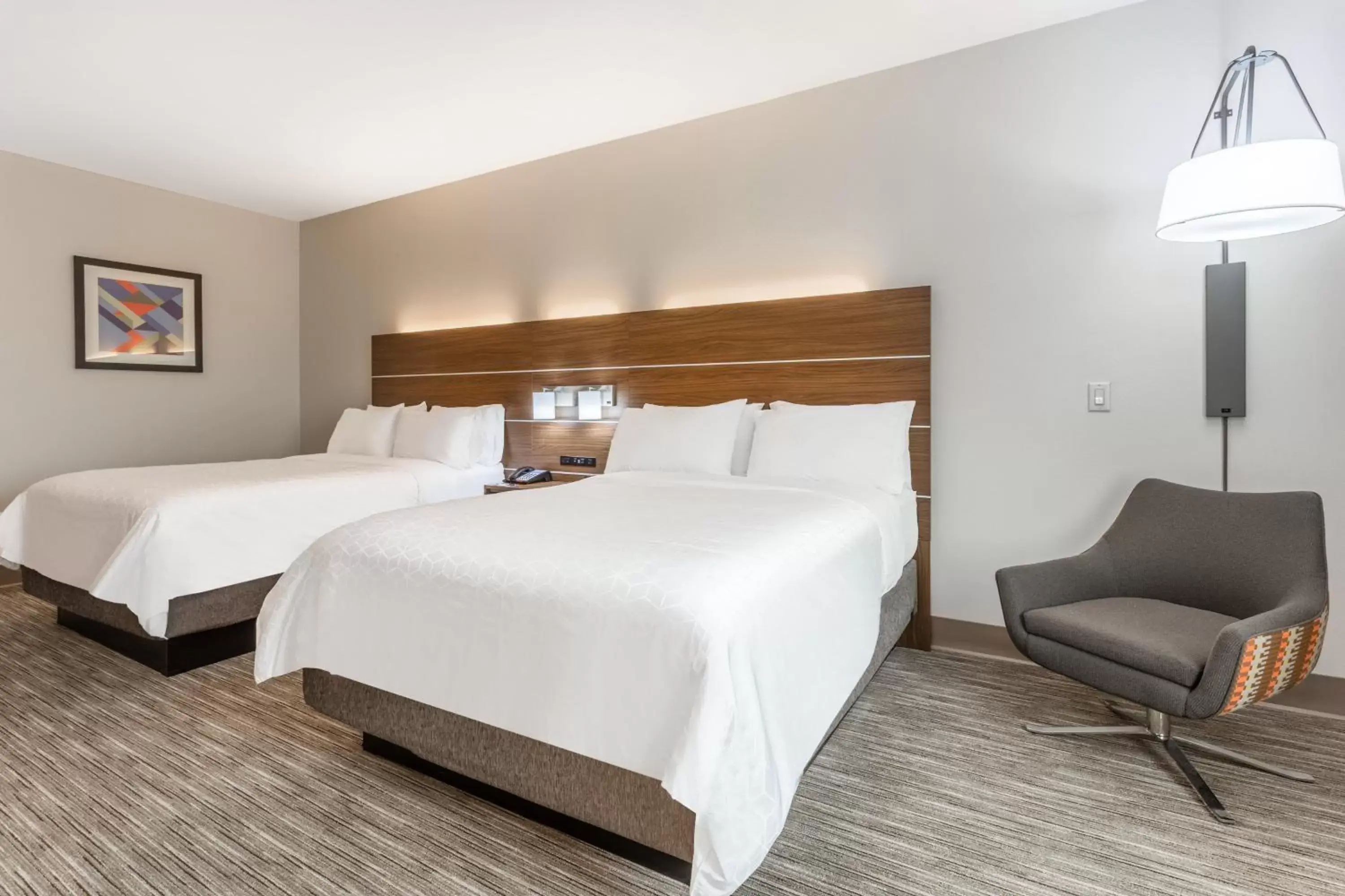 Standard Queen Room with Two Queen Beds in Holiday Inn Express & Suites Kearney by IHG Standard Queen Room with Two Queen Beds in Holiday Inn Express & Suites Kearney by IHG