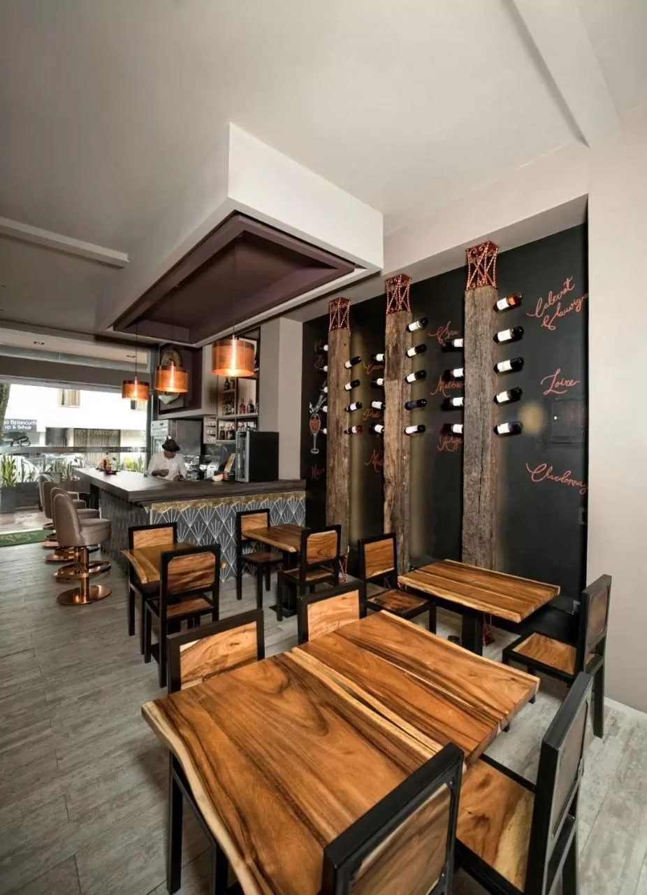 Property building, Restaurant/Places to Eat in Albura Hotel