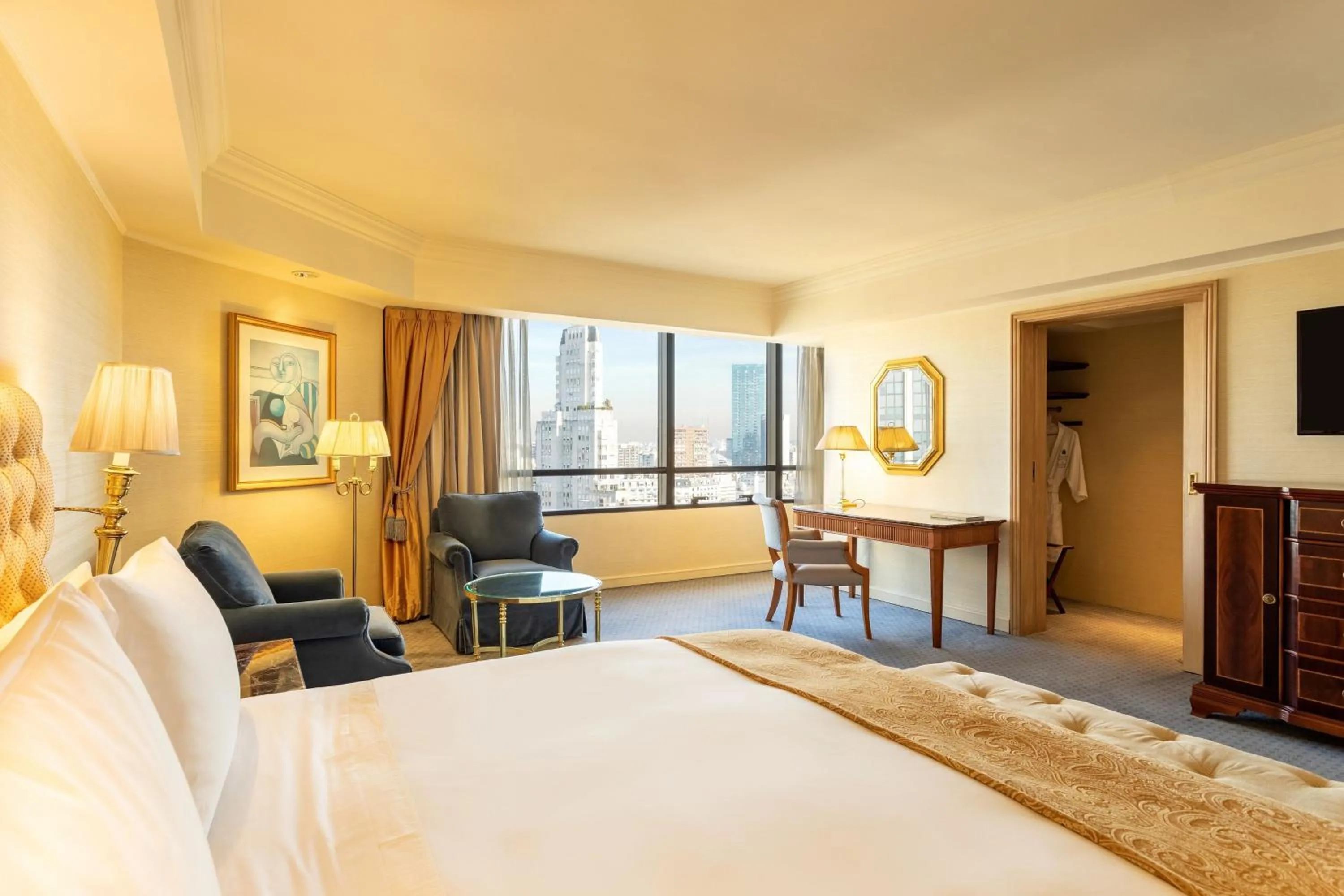 Bedroom, Bed in Park Tower, A Luxury Collection Hotel, Buenos Aires