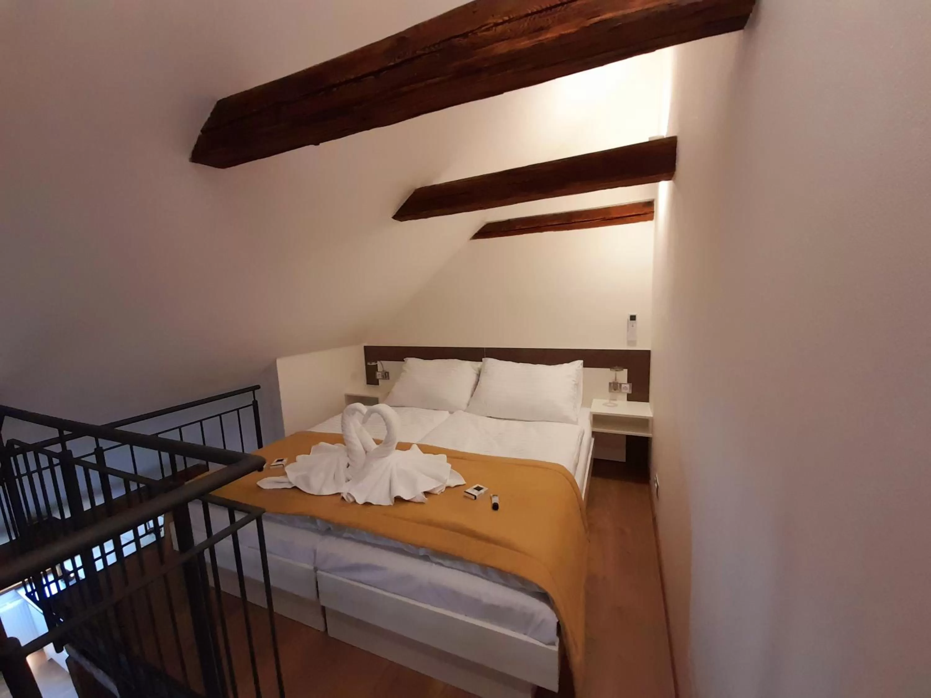 Bed in Residence Mariánská