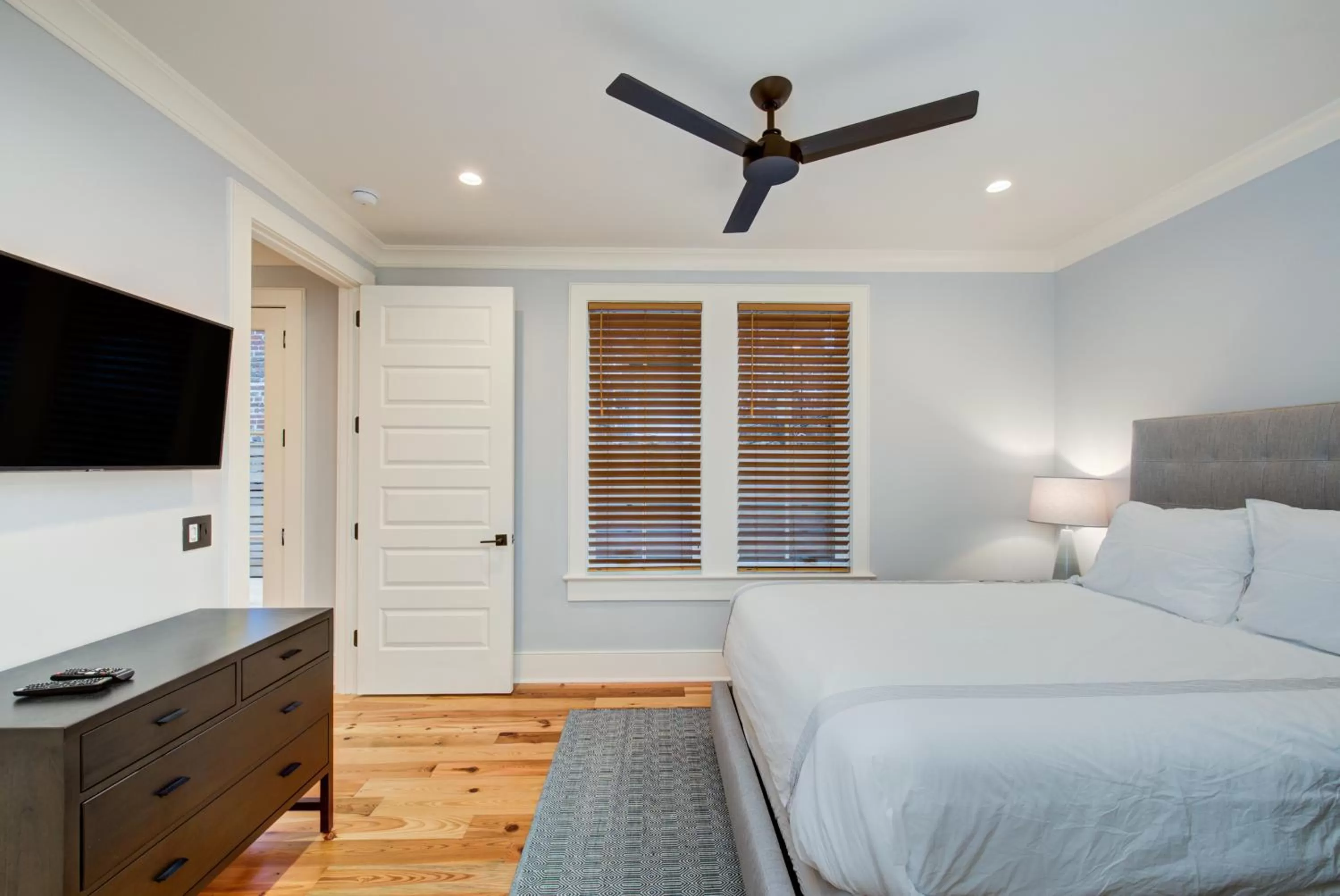 Bed in The Quarters on King