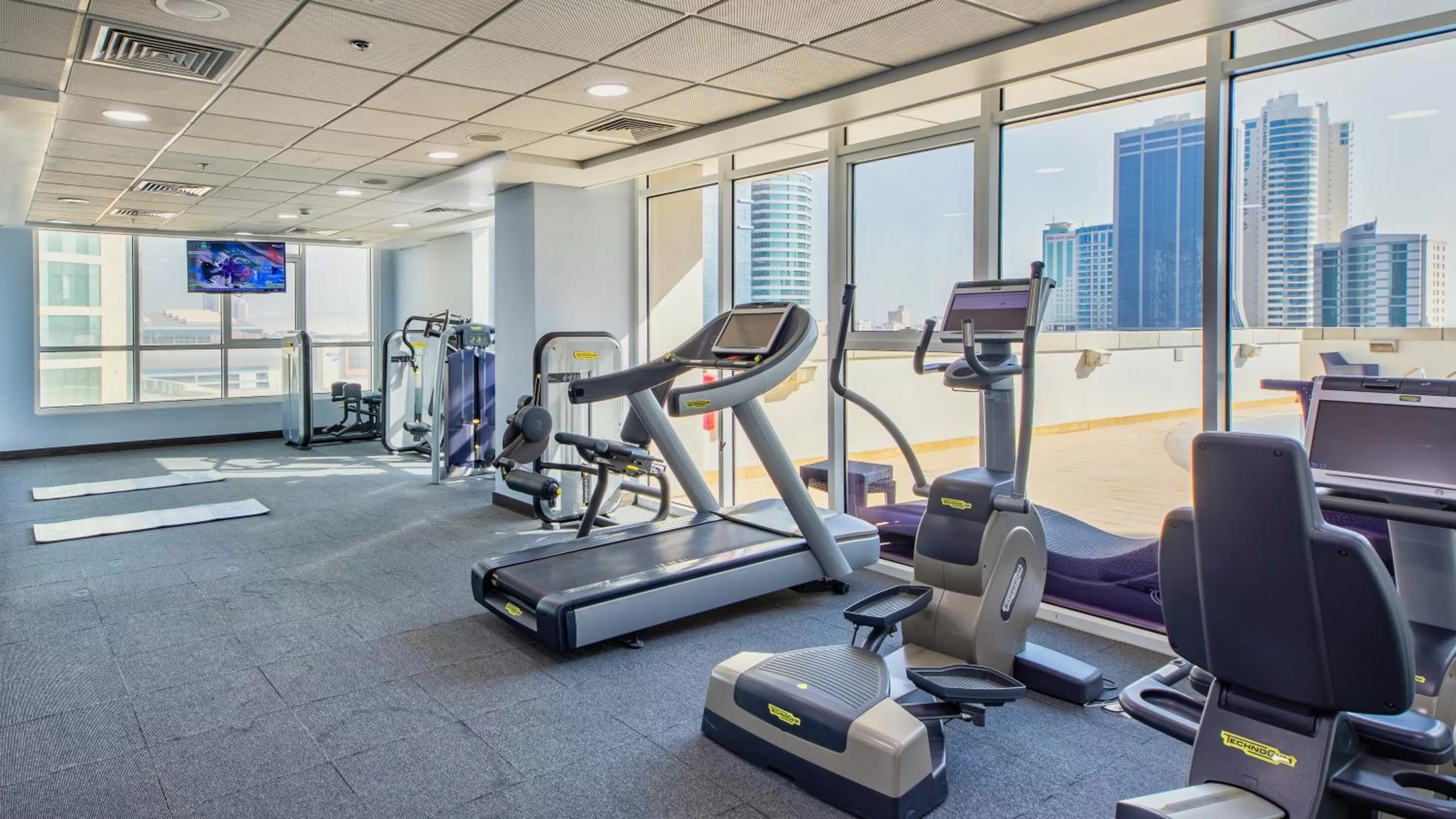 Fitness centre/facilities in S Hotel Bahrain