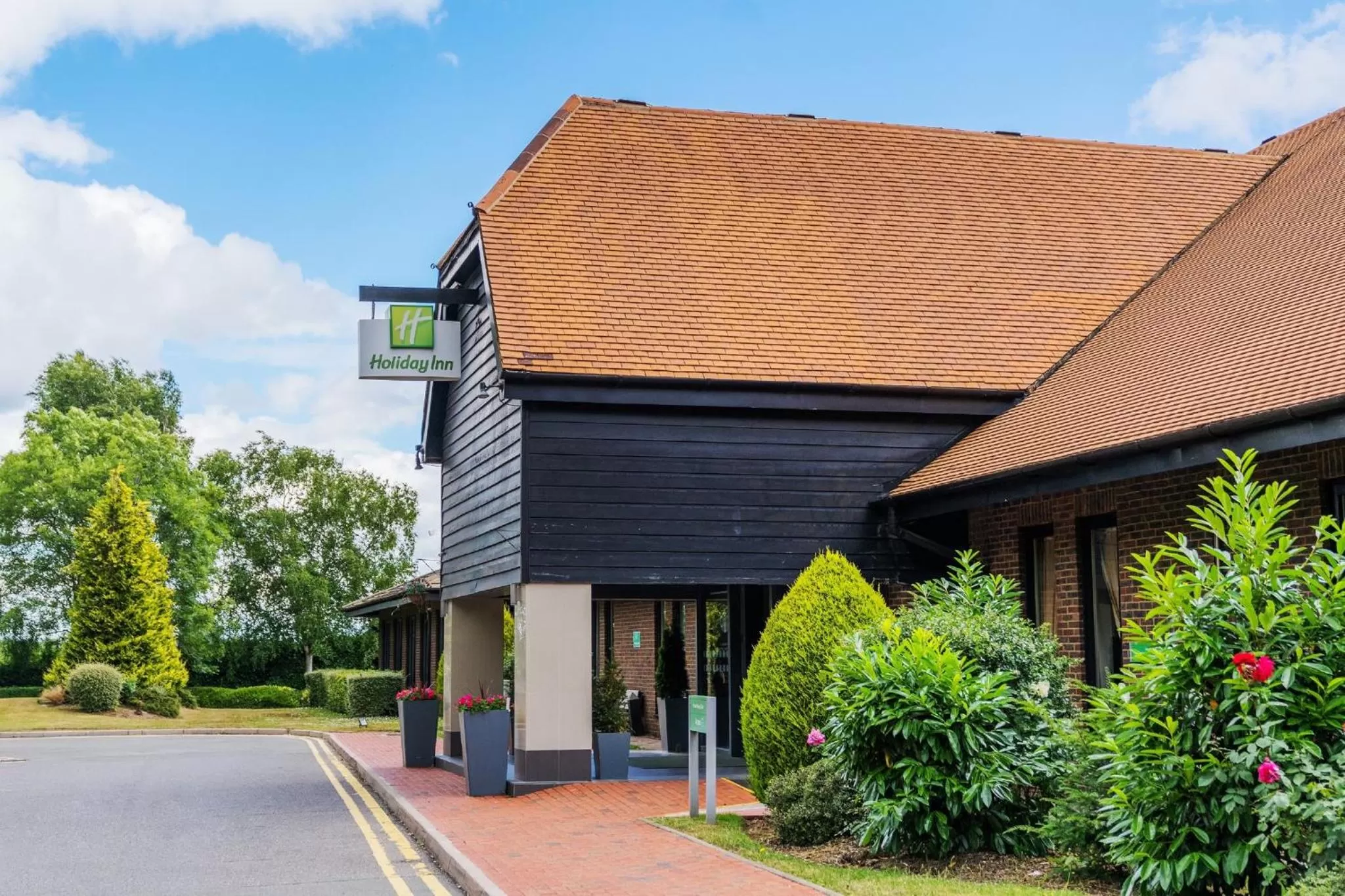 Property building in Holiday Inn Maidstone-Sevenoaks by IHG