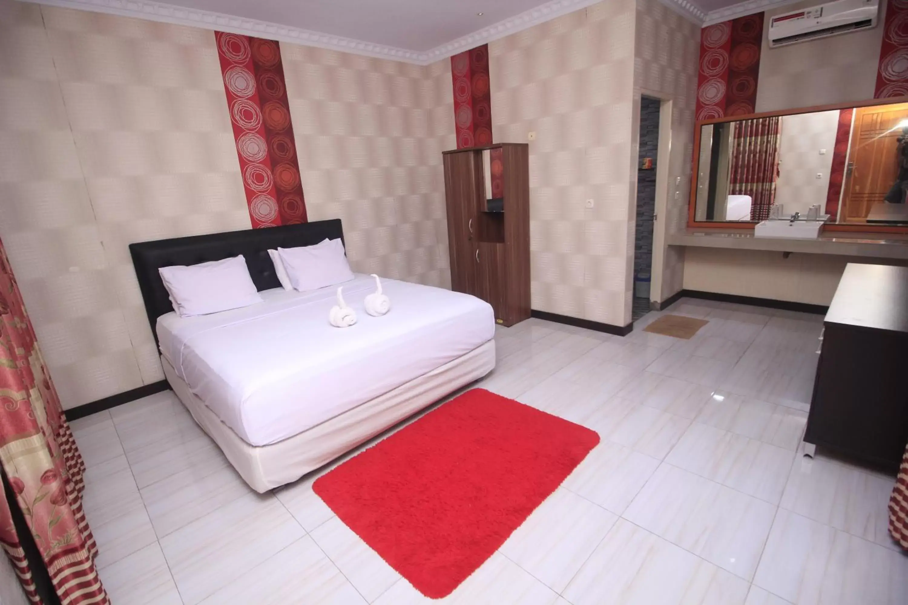 King Room in Tangkoko Lodge King Room in Tangkoko Lodge