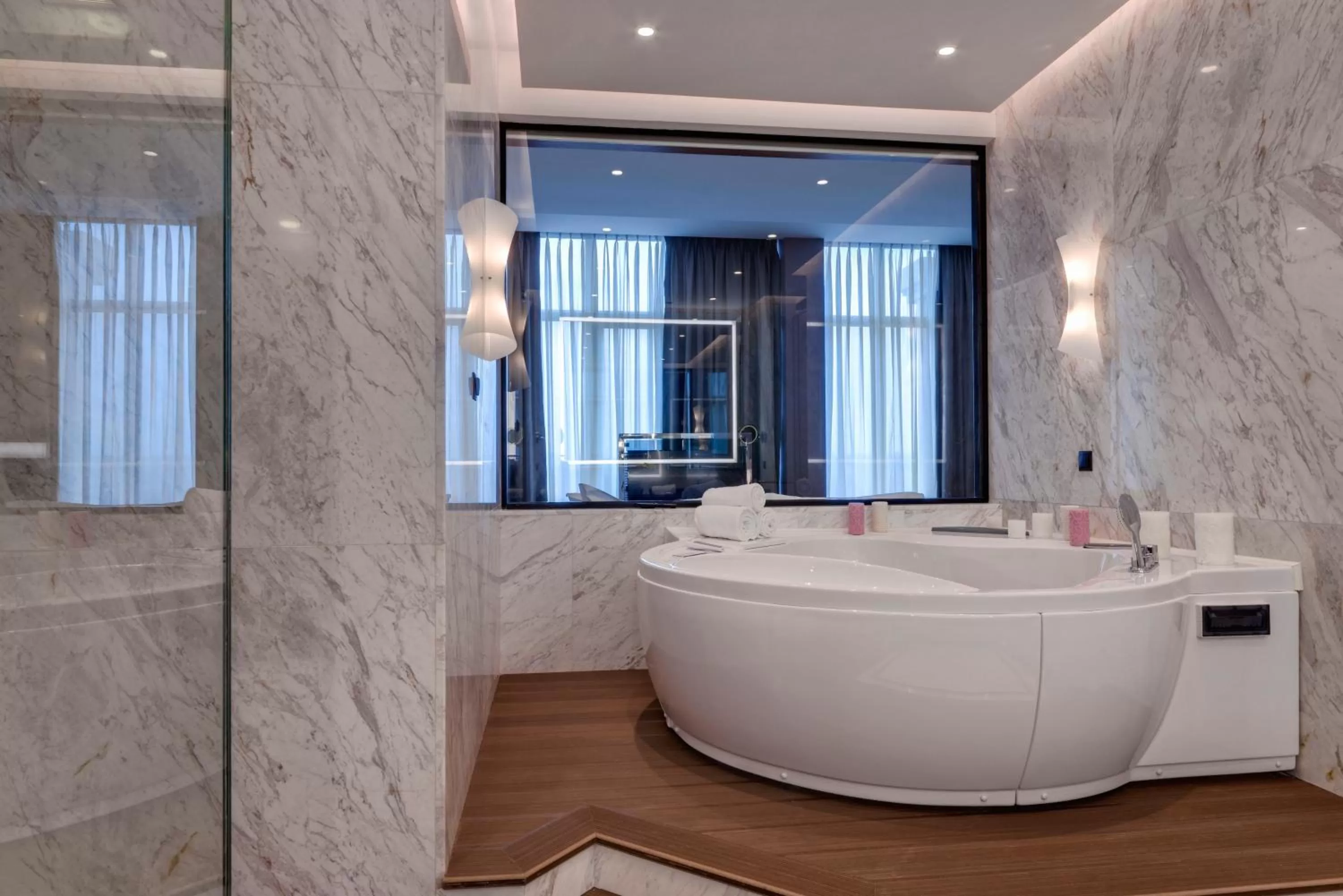 Day in Radisson Blu Leogrand Hotel