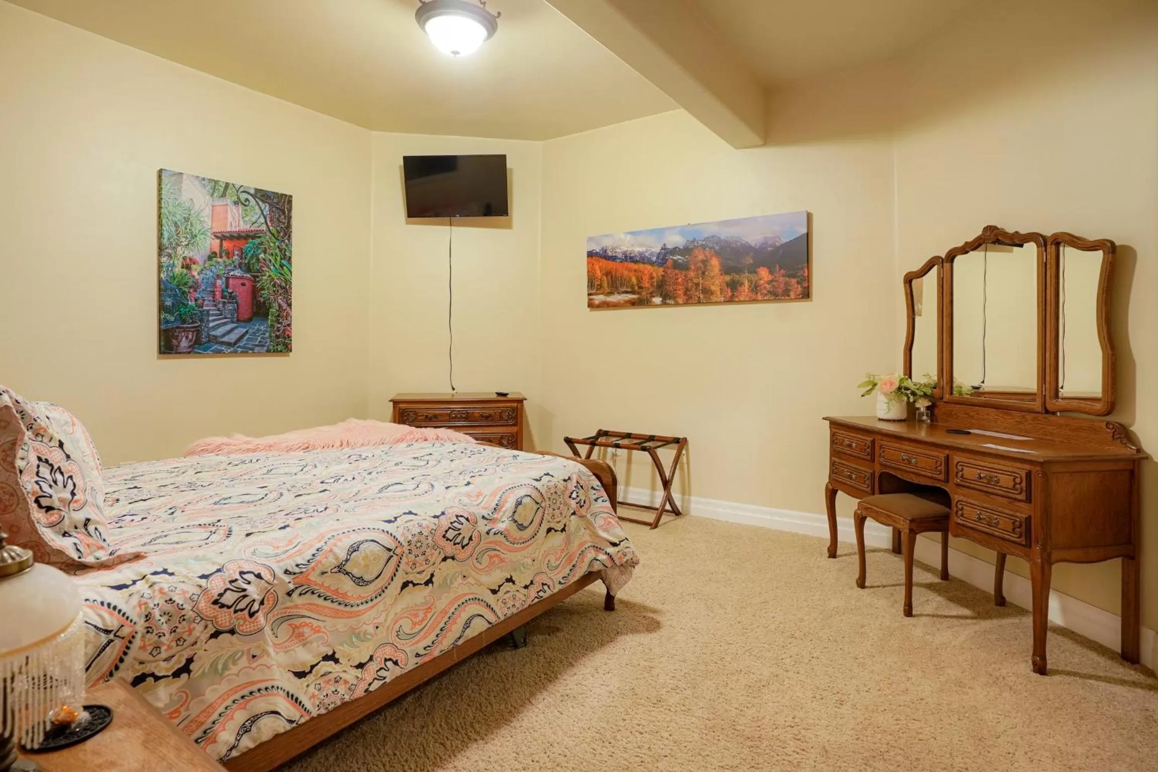 Bed in Summit Villa BnB