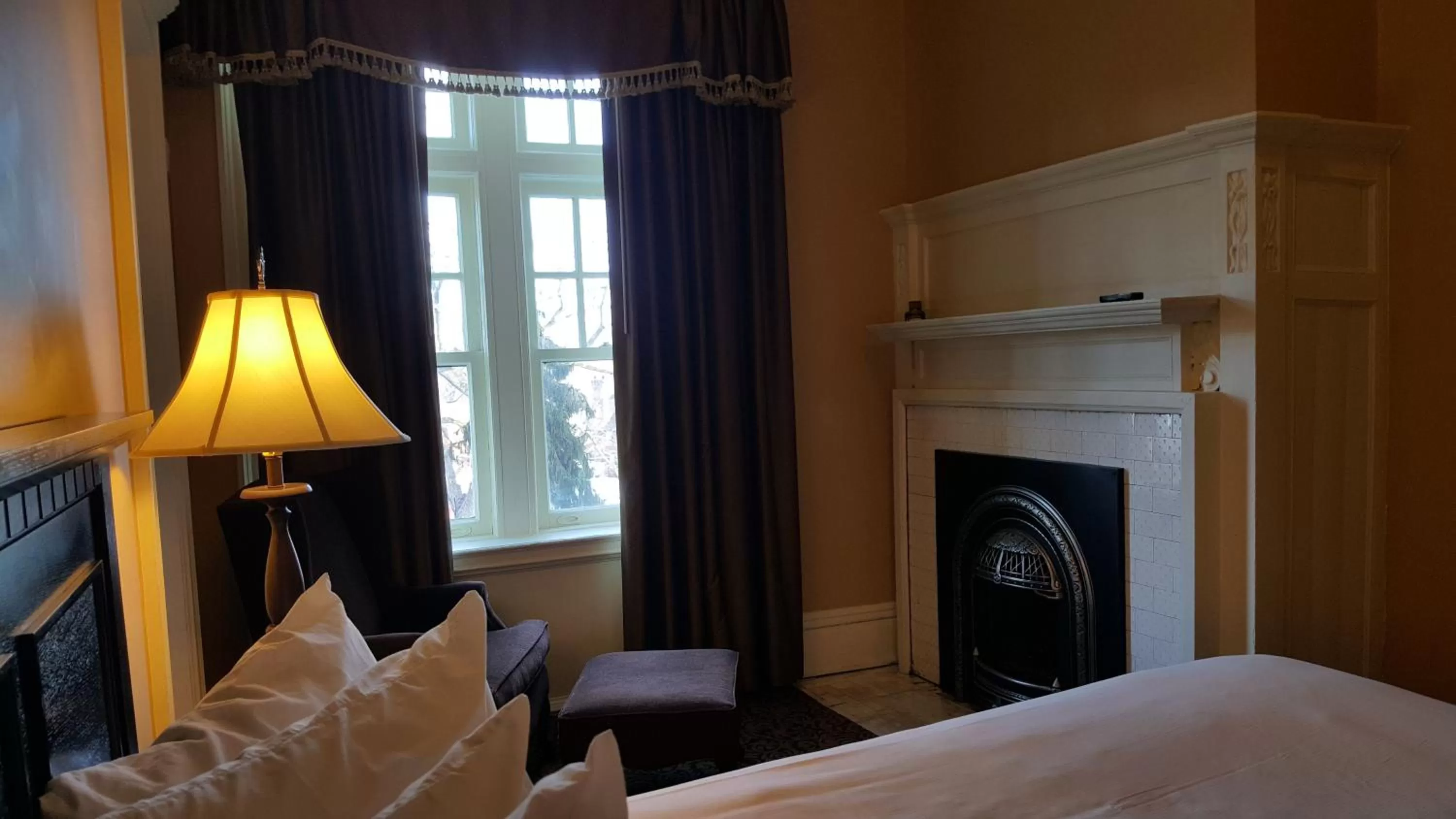 Bedroom in Mansions on Fifth