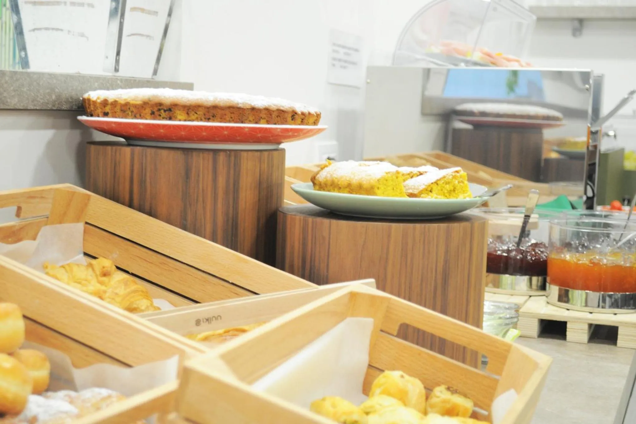 Breakfast in Hotel Maggiore