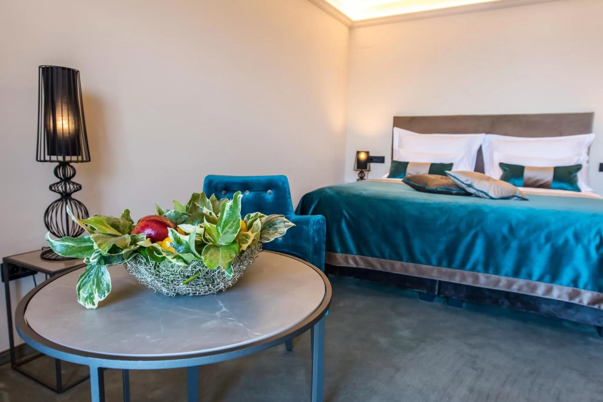 Seating area, Bed in Boutique Hotel Acacia