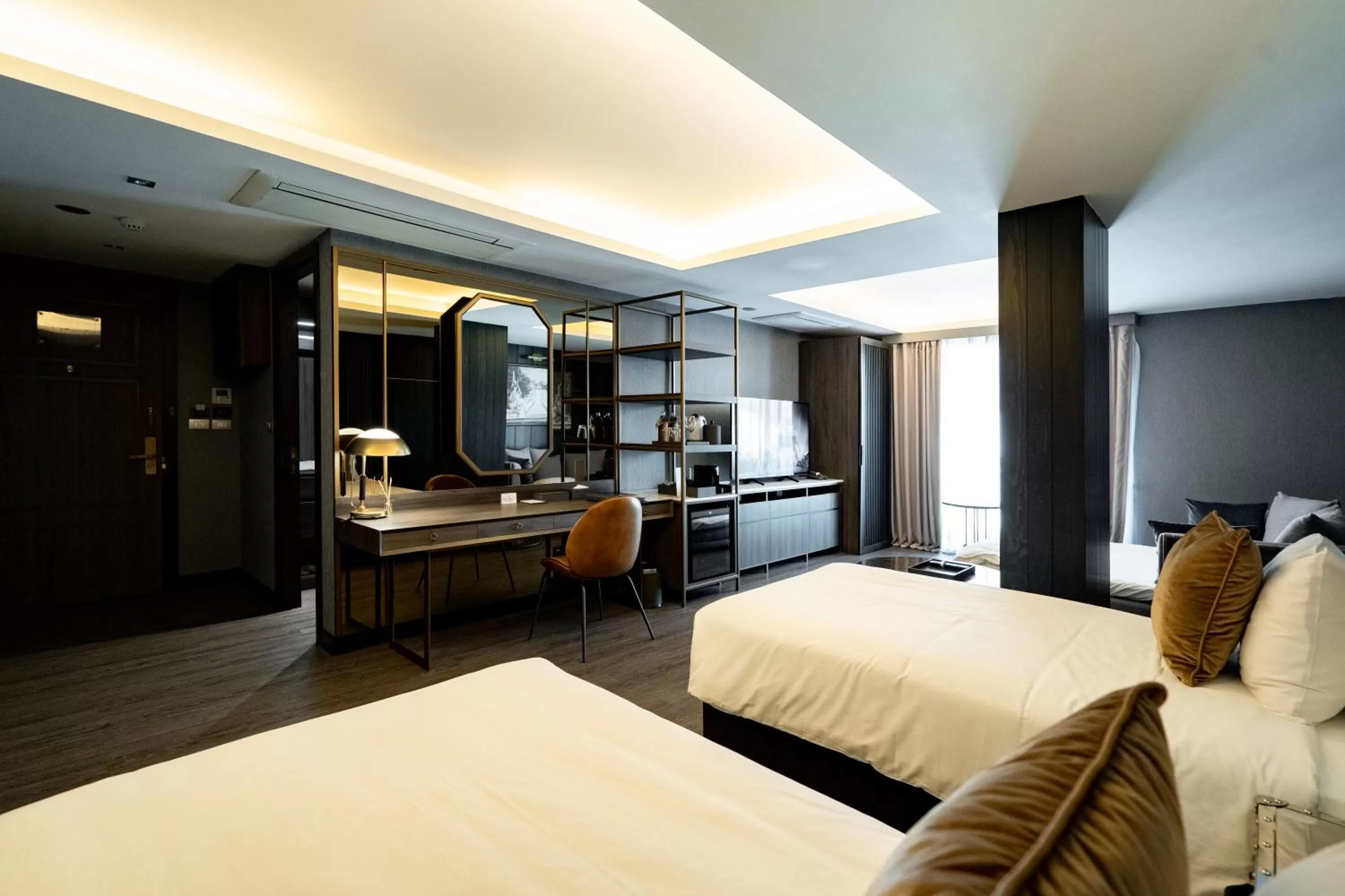 Property building, Bed in The Chiang Mai Old Town