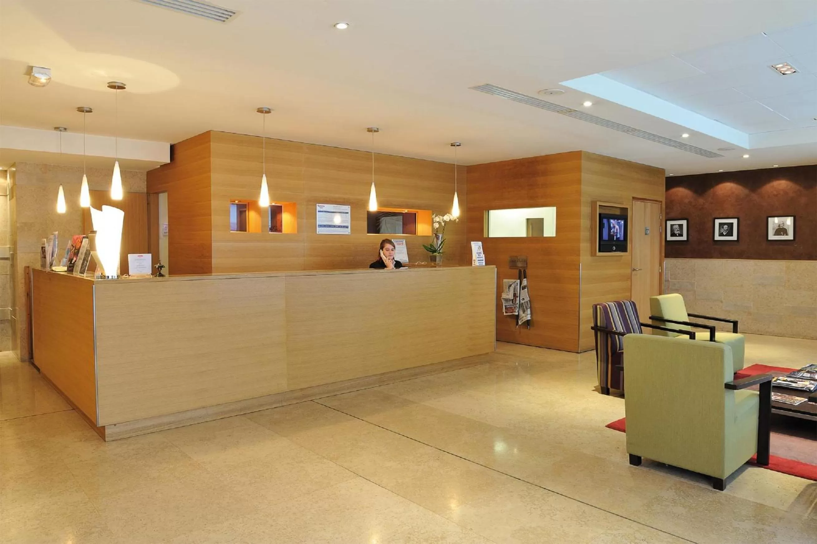 Lobby or reception in Residhome Paris Opéra