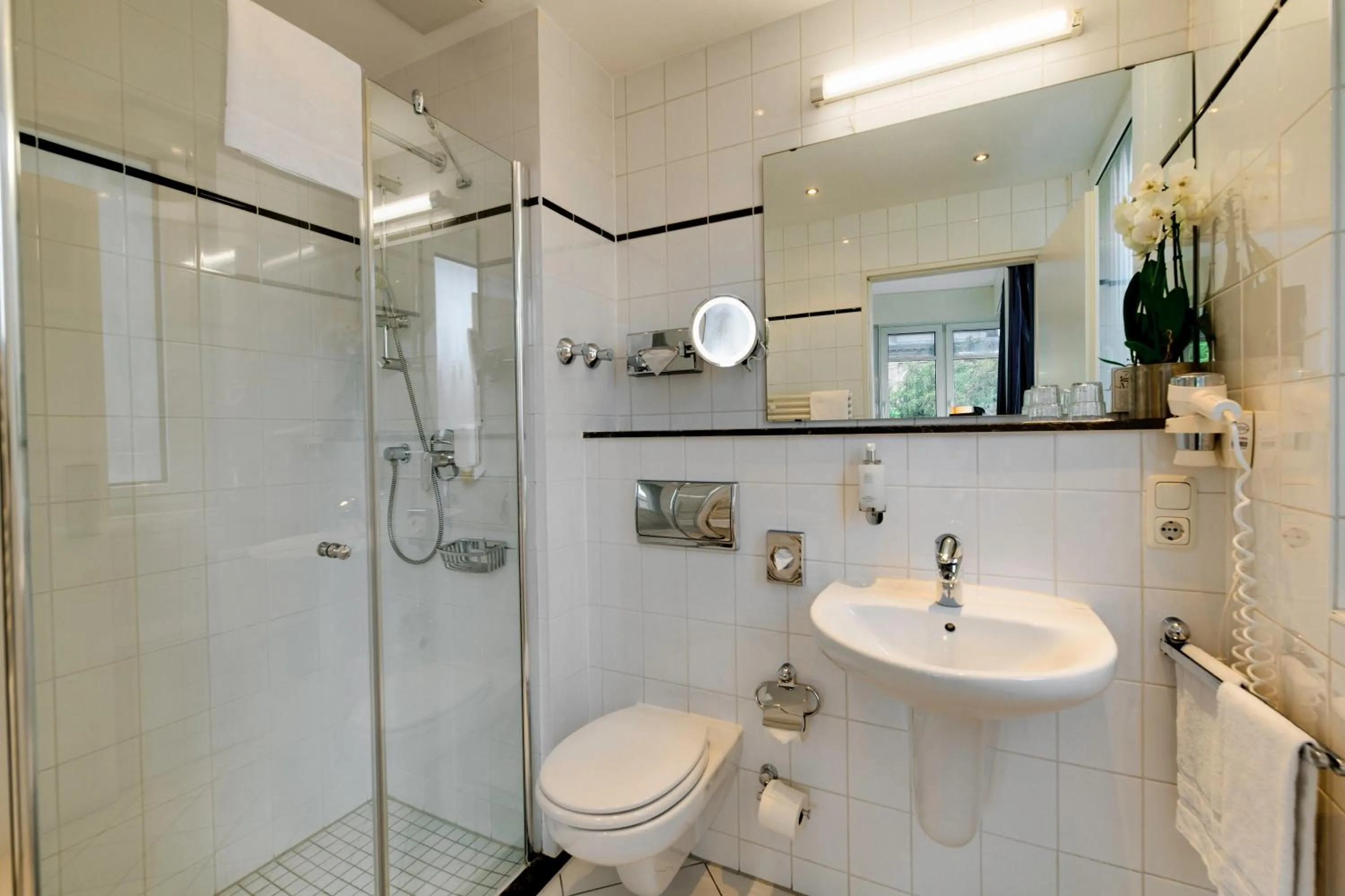 Shower in Hotel Berlin Mitte by Campanile