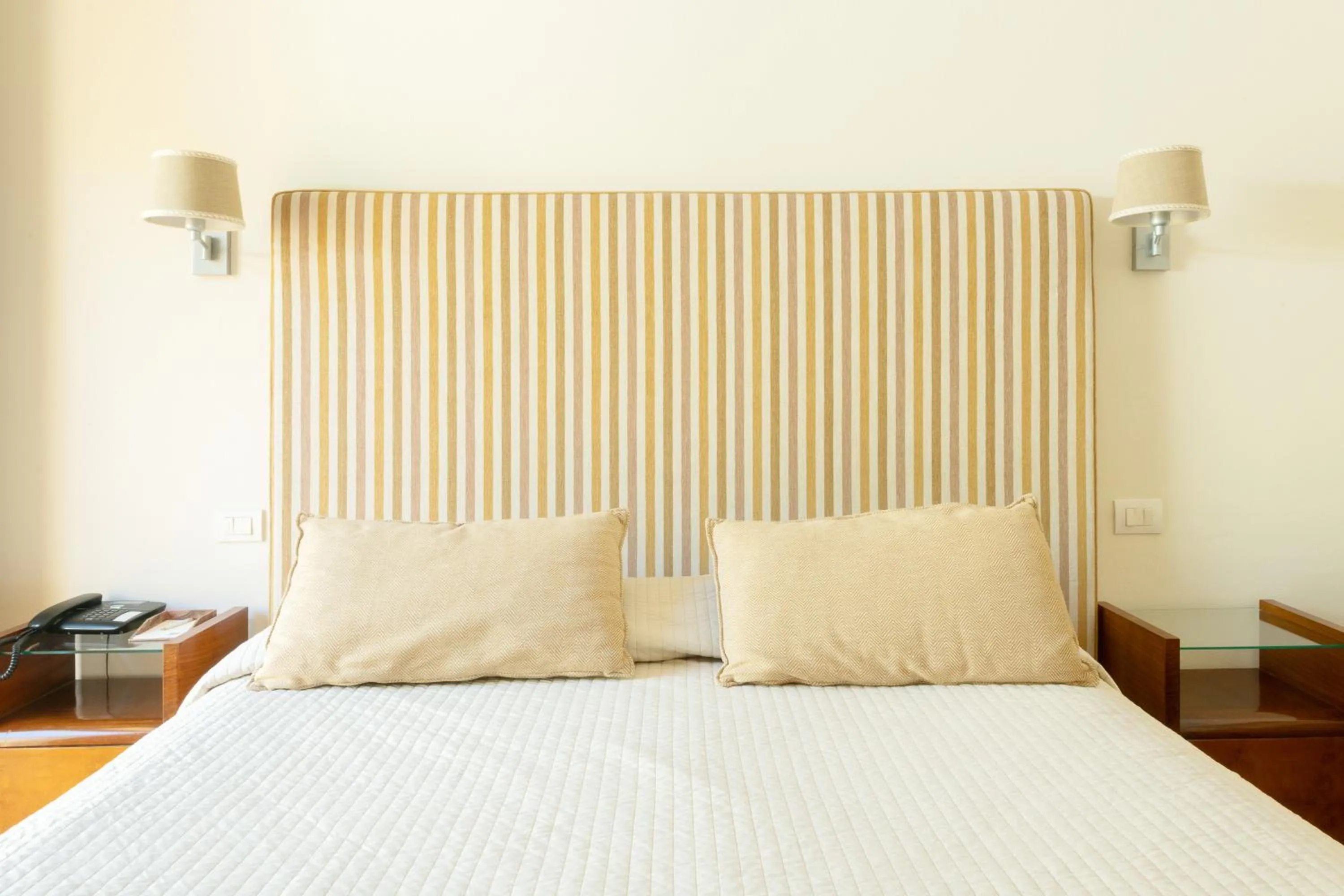 Bedroom, Bed in Si Montalcino Hotel