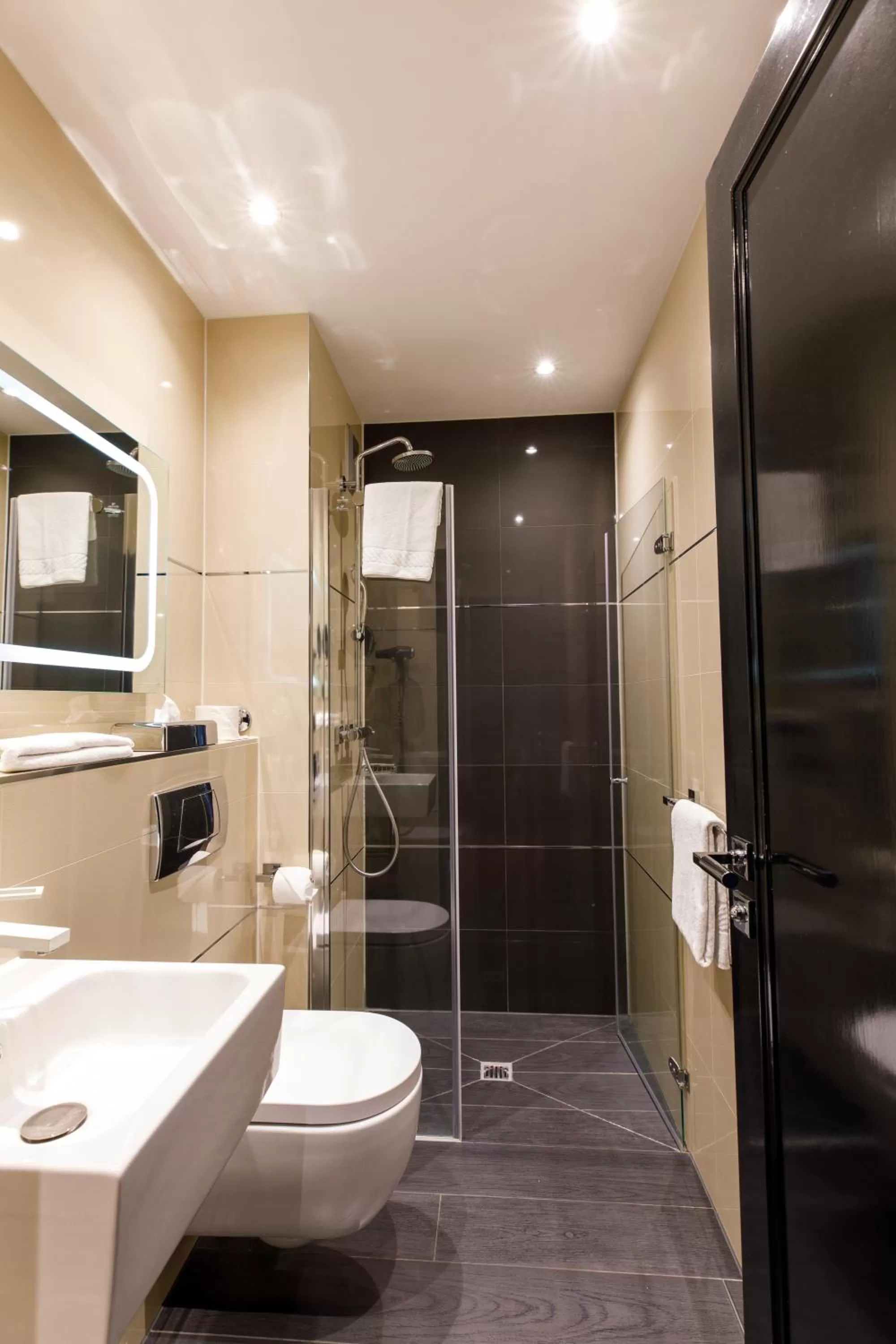 Bathroom in Boutique Hotel Poppenbütteler Hof