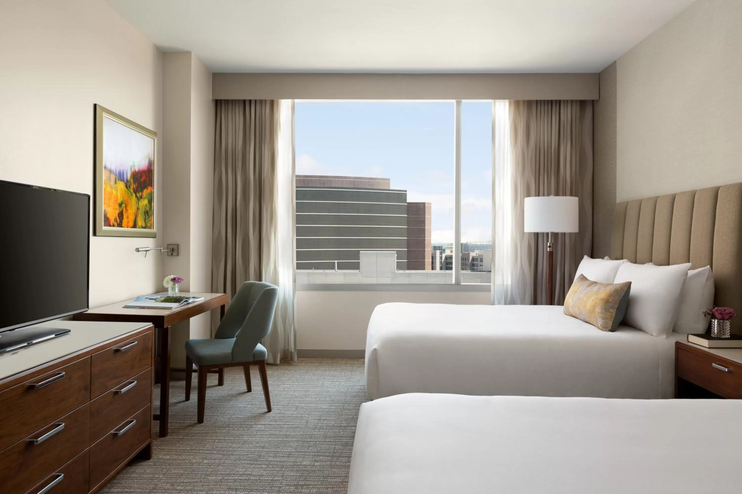 Photo of the whole room, Bed in InterContinental Houston by IHG