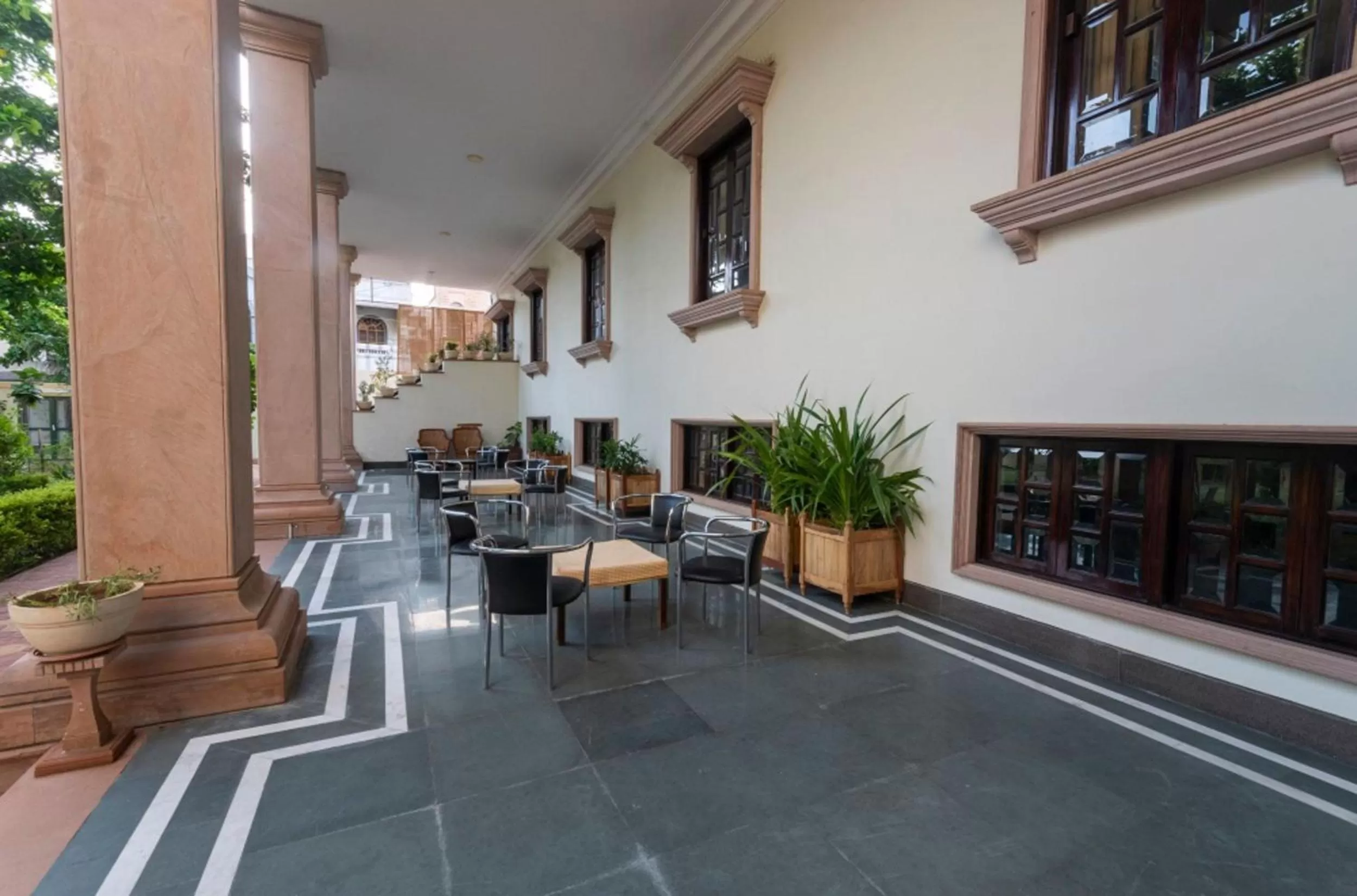 Seating area in Hanuwant Niwas Jodhpur