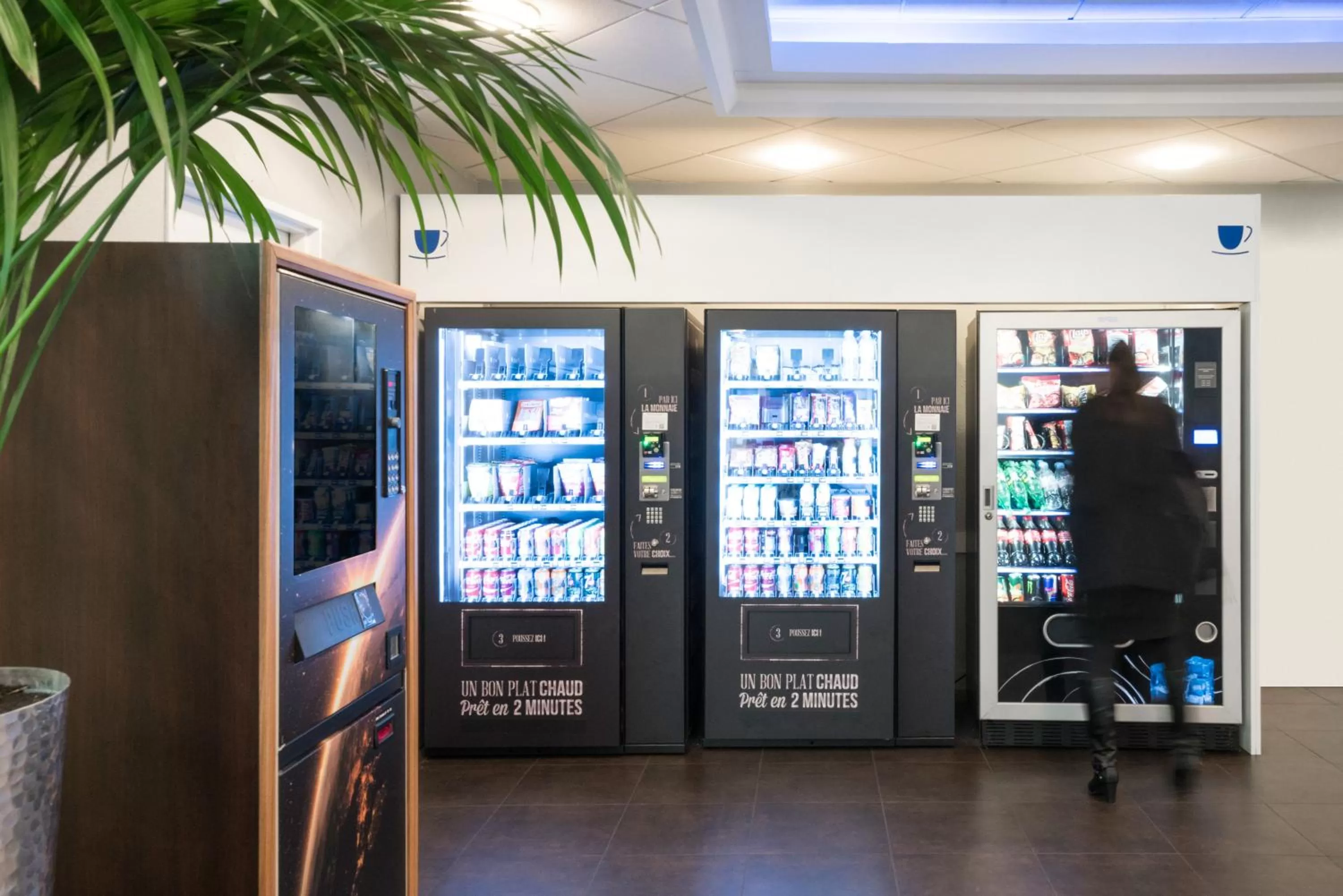 Food and drinks in ibis budget Paris Porte De Montmartre